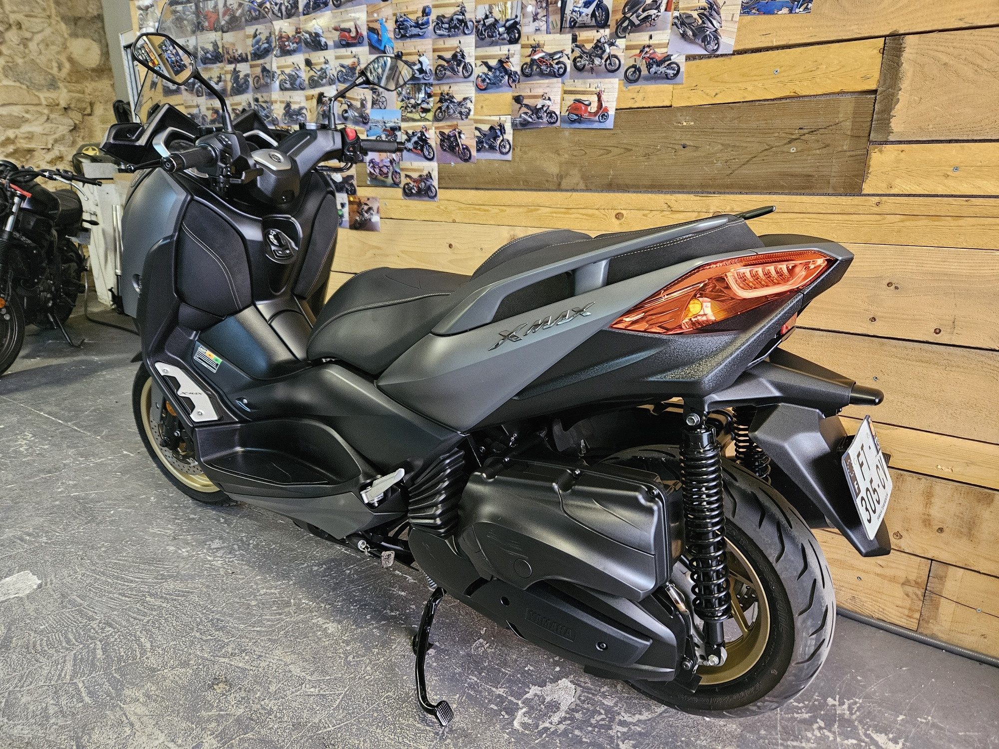 photo de YAMAHA X-MAX 400 400 occasion de couleur  en vente à Marseille 06 n°3