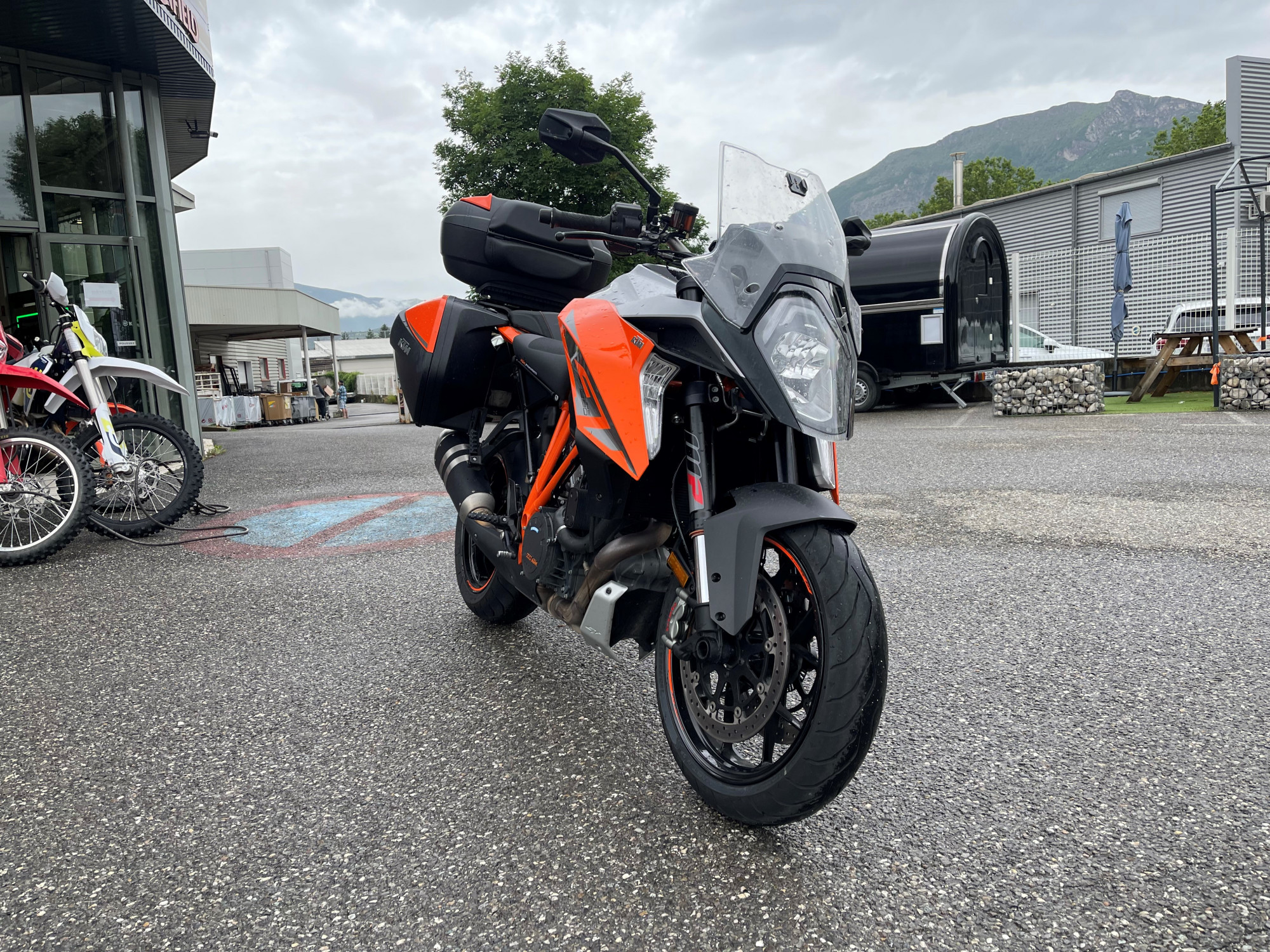 photo de KTM 1290 SUPER DUKE GT 1290 occasion de couleur  en vente   Gap