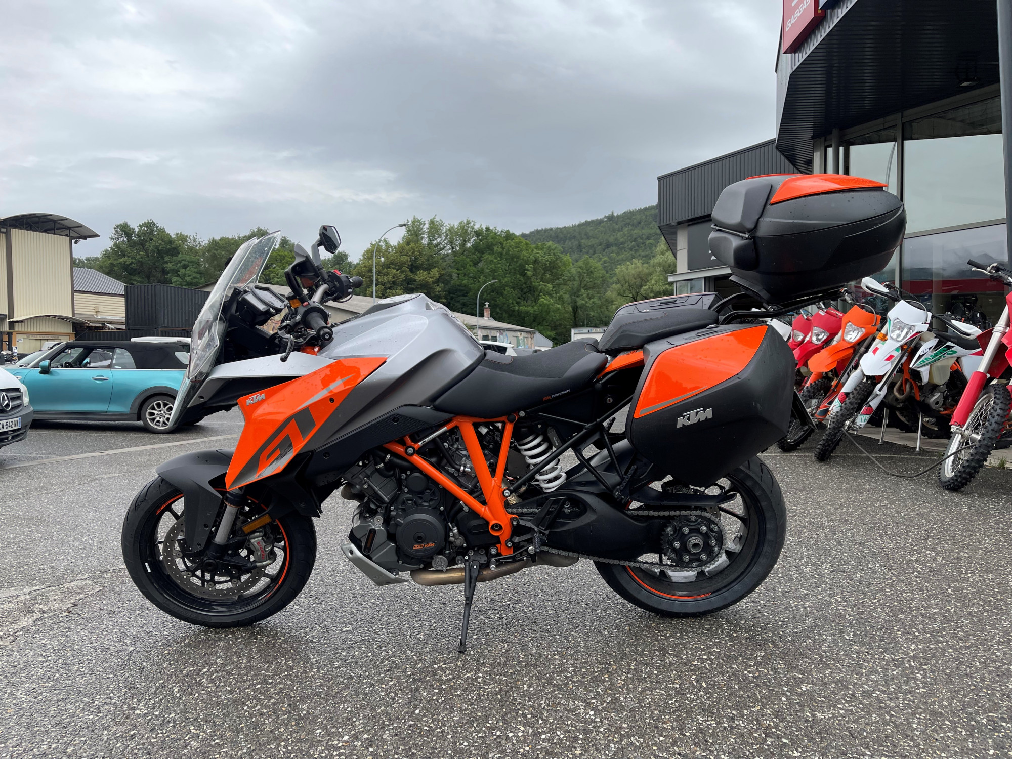 photo de KTM 1290 SUPER DUKE GT 1290 occasion de couleur  en vente à Gap n°3