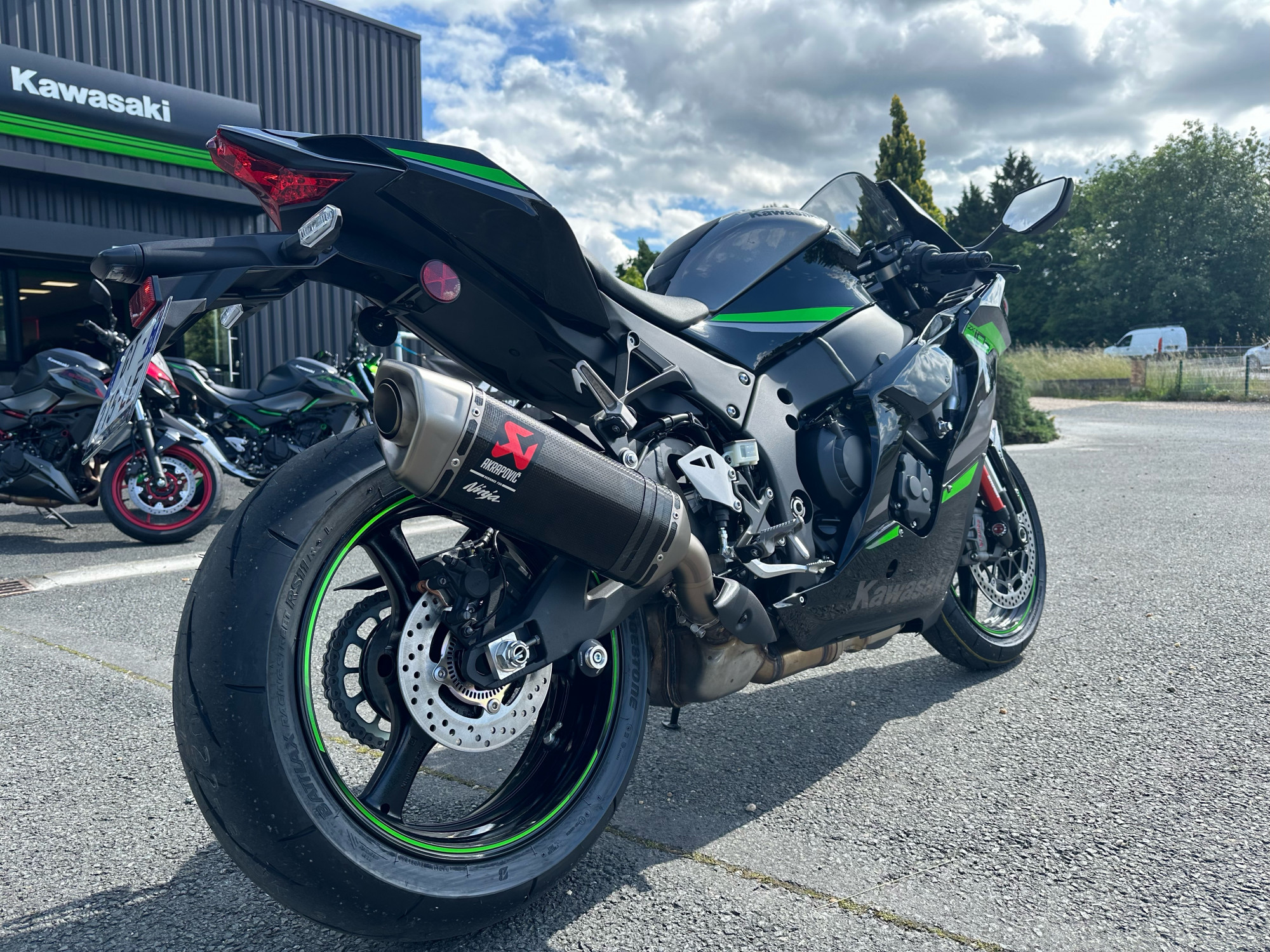 photo de KAWASAKI ZX-10R 998 occasion de couleur  en vente à Marsac Sur L Isle n°2