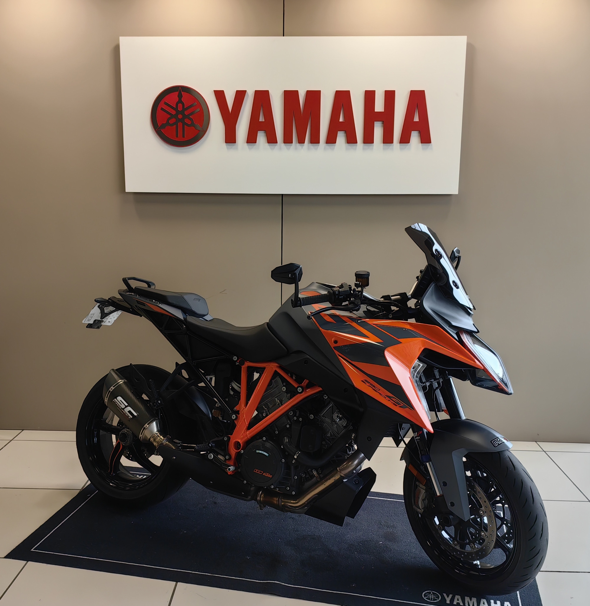 photo de KTM 1290 SUPER DUKE GT 1290 occasion de couleur  en vente à Lescure D Albigeois n°1