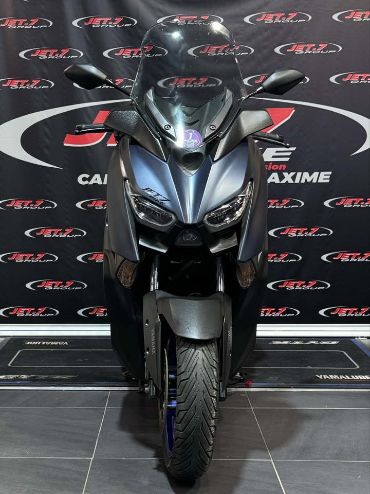 photo de YAMAHA XMAX 300 300 occasion de couleur  en vente à Cannes n°2