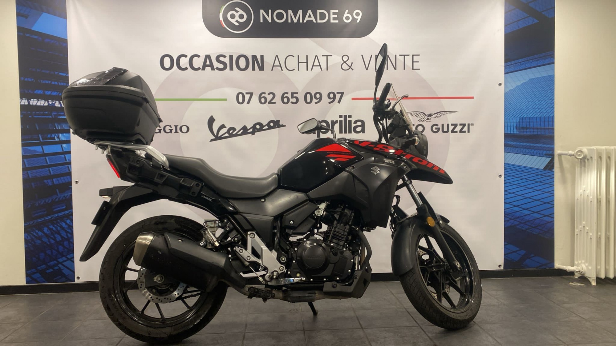 photo de SUZUKI DL 250 V-STROM 250 occasion de couleur  en vente   Brignais