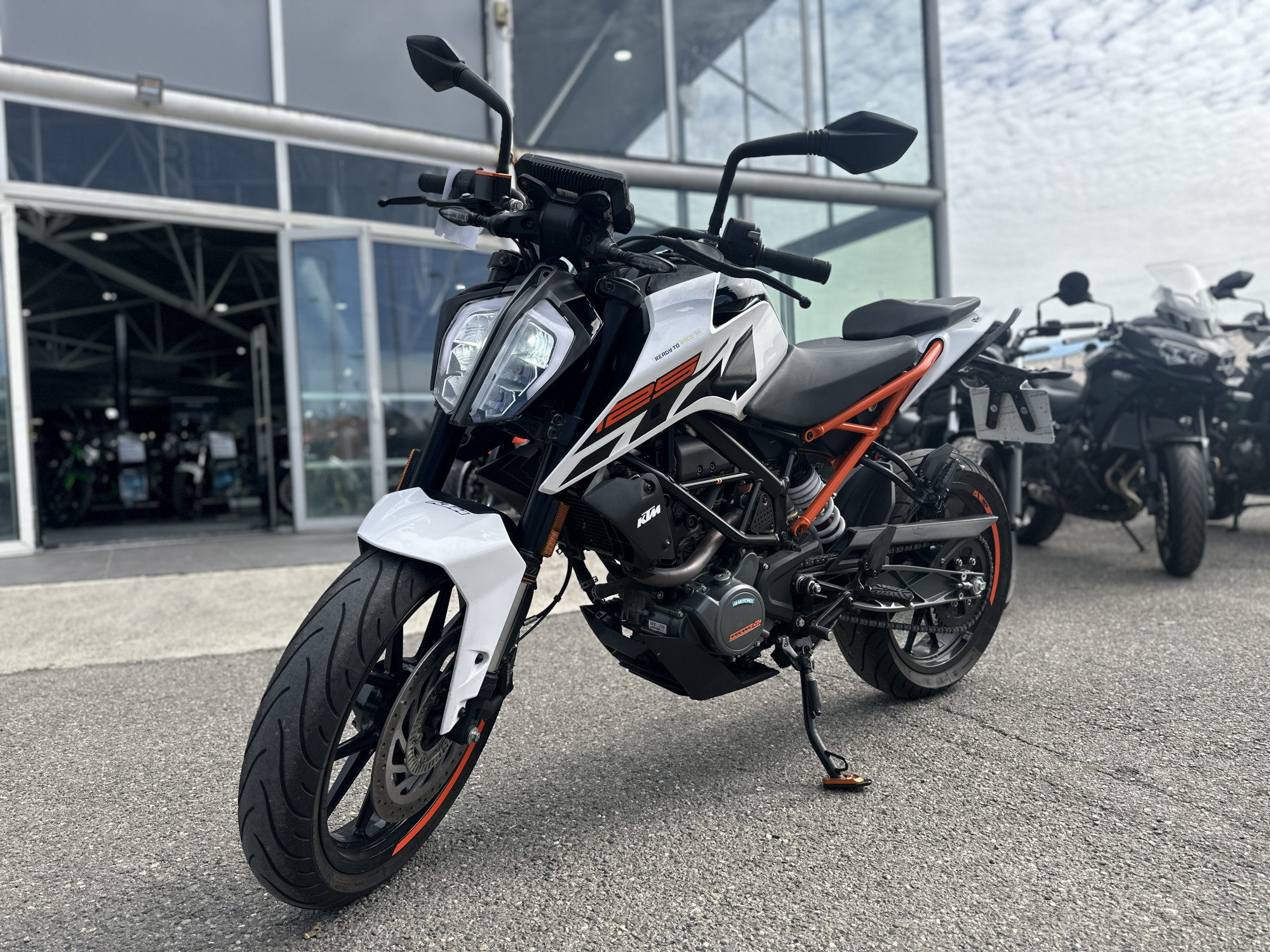 photo de KTM 125 DUKE 125 occasion de couleur  en vente à Carcassonne n°2