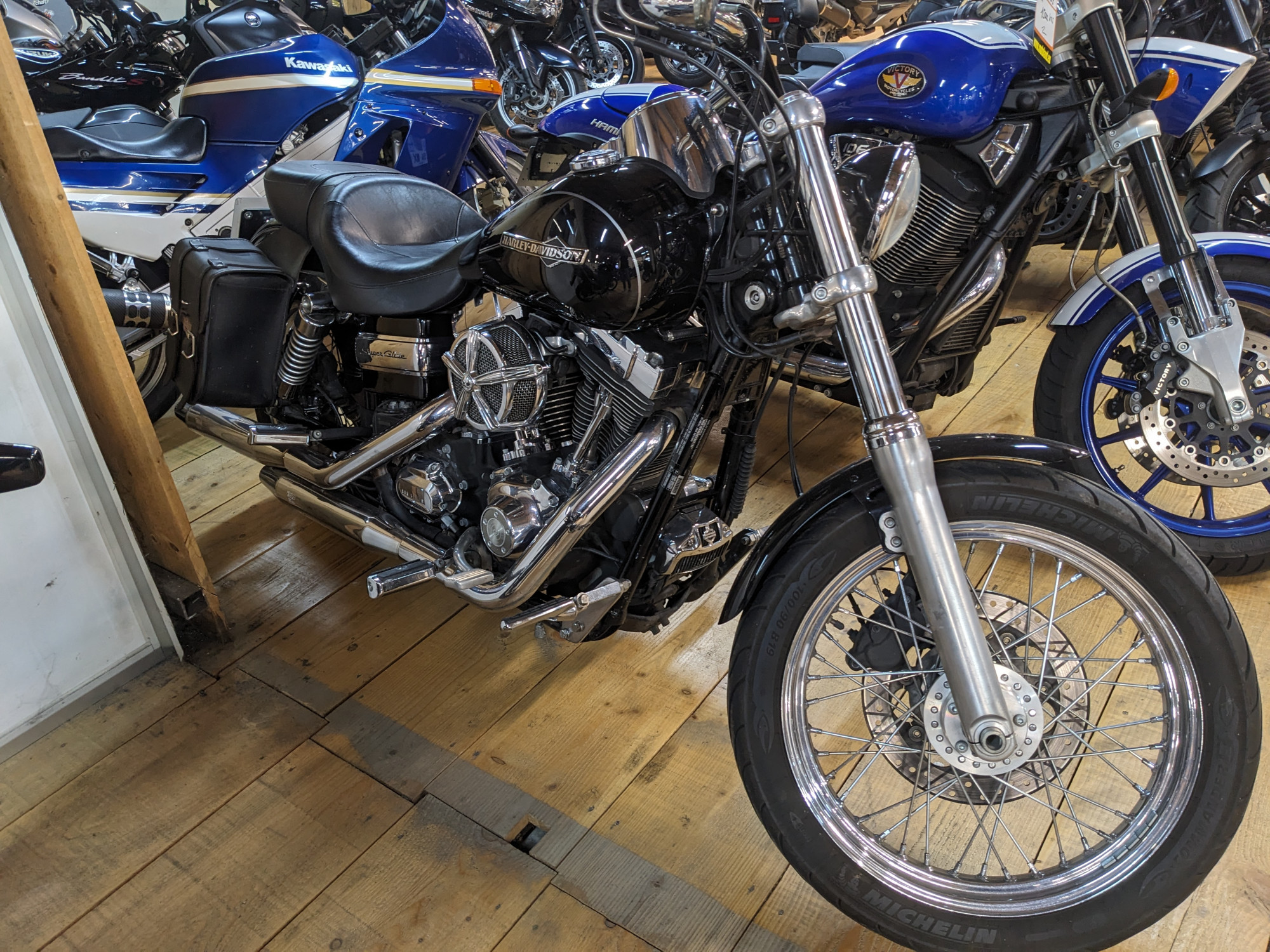 Annonce moto Harley-Davidson DYNA SUPER GLIDE 1584 CUSTOM