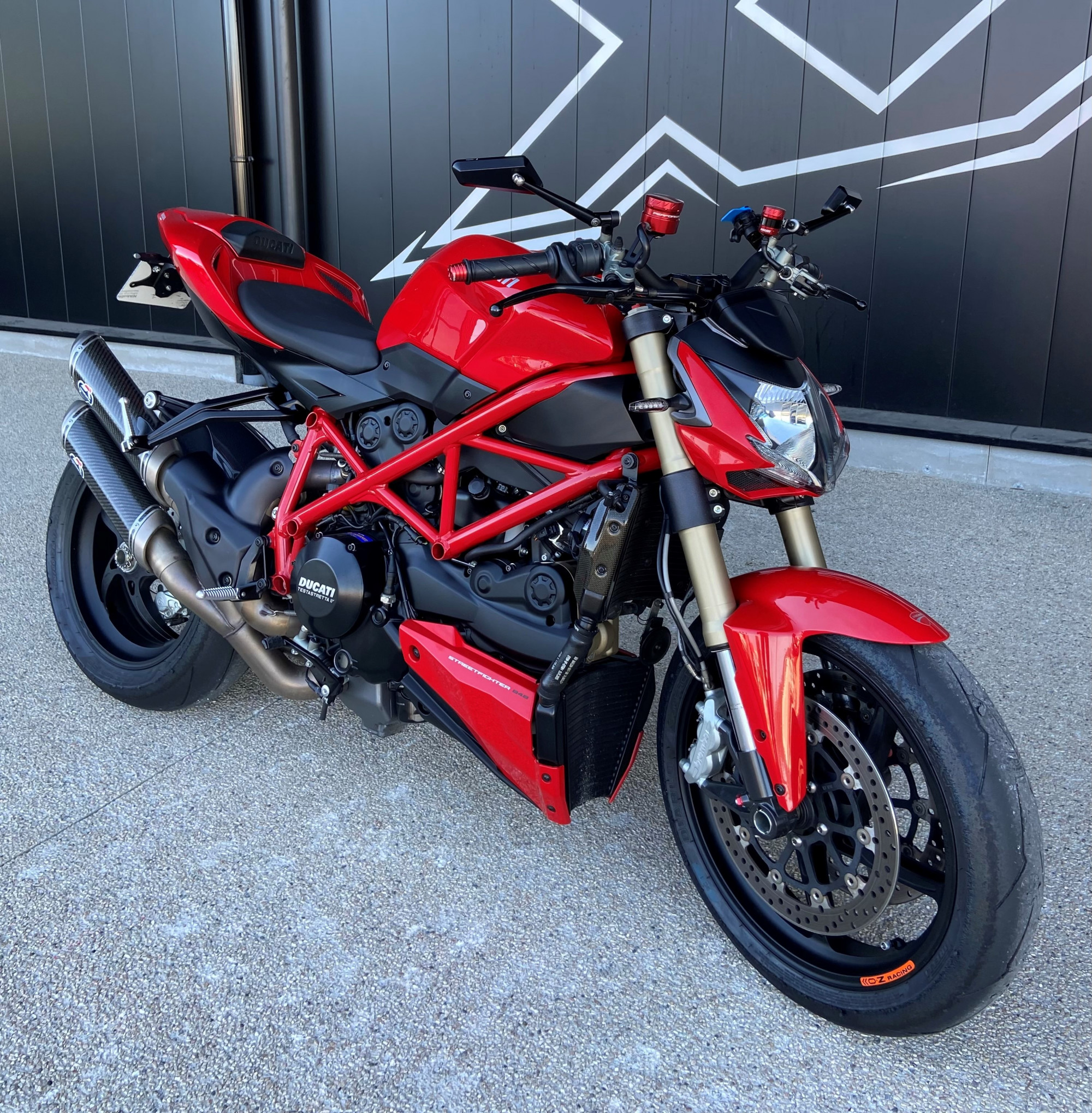 photo de DUCATI STREETFIGHTER 848 occasion de couleur  en vente à Aubenas n°2