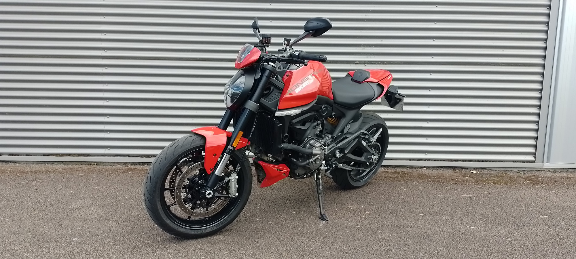 photo de DUCATI MONSTER 937 + 937 occasion de couleur  en vente à Chalon Sur Saone n°2