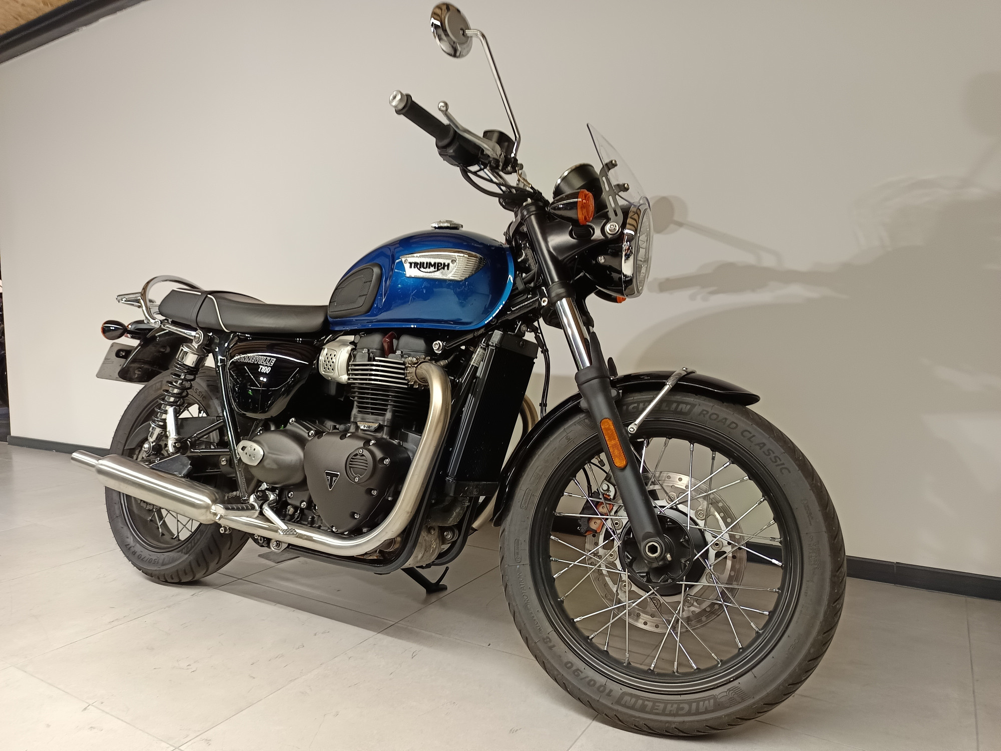 photo de TRIUMPH BONNEVILLE T100 865 occasion de couleur  en vente à Cabestany n°2