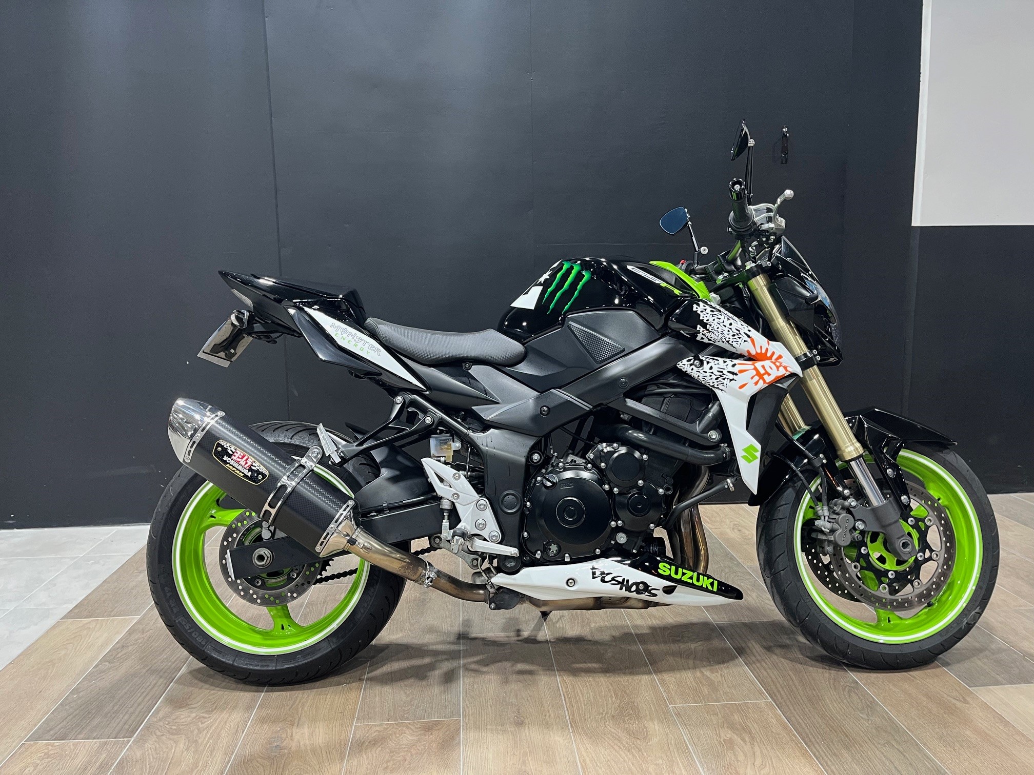 Annonce moto Suzuki GSR 750 ABS