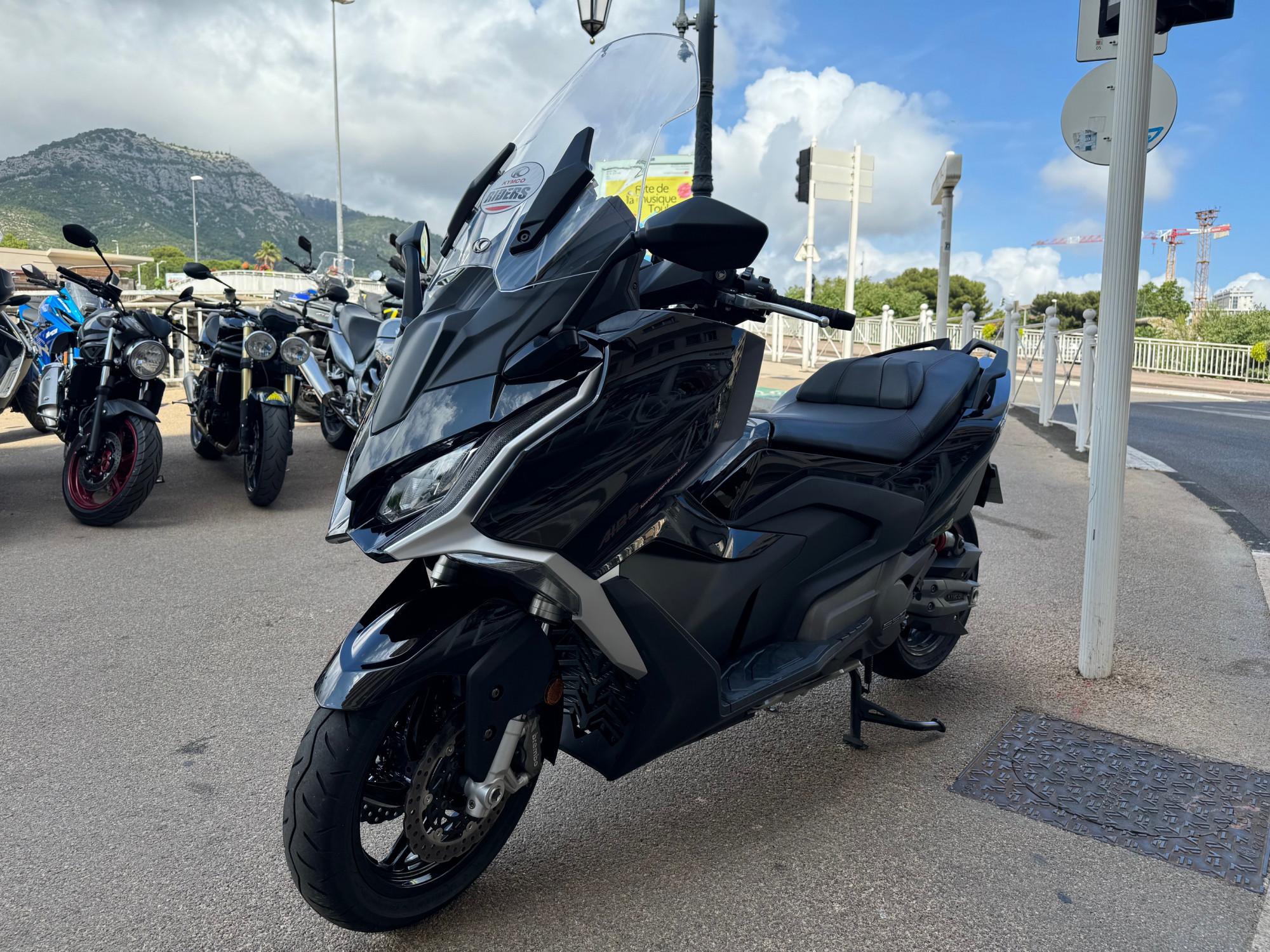 photo de KYMCO AK 550 550 occasion de couleur  en vente à Toulon n°3