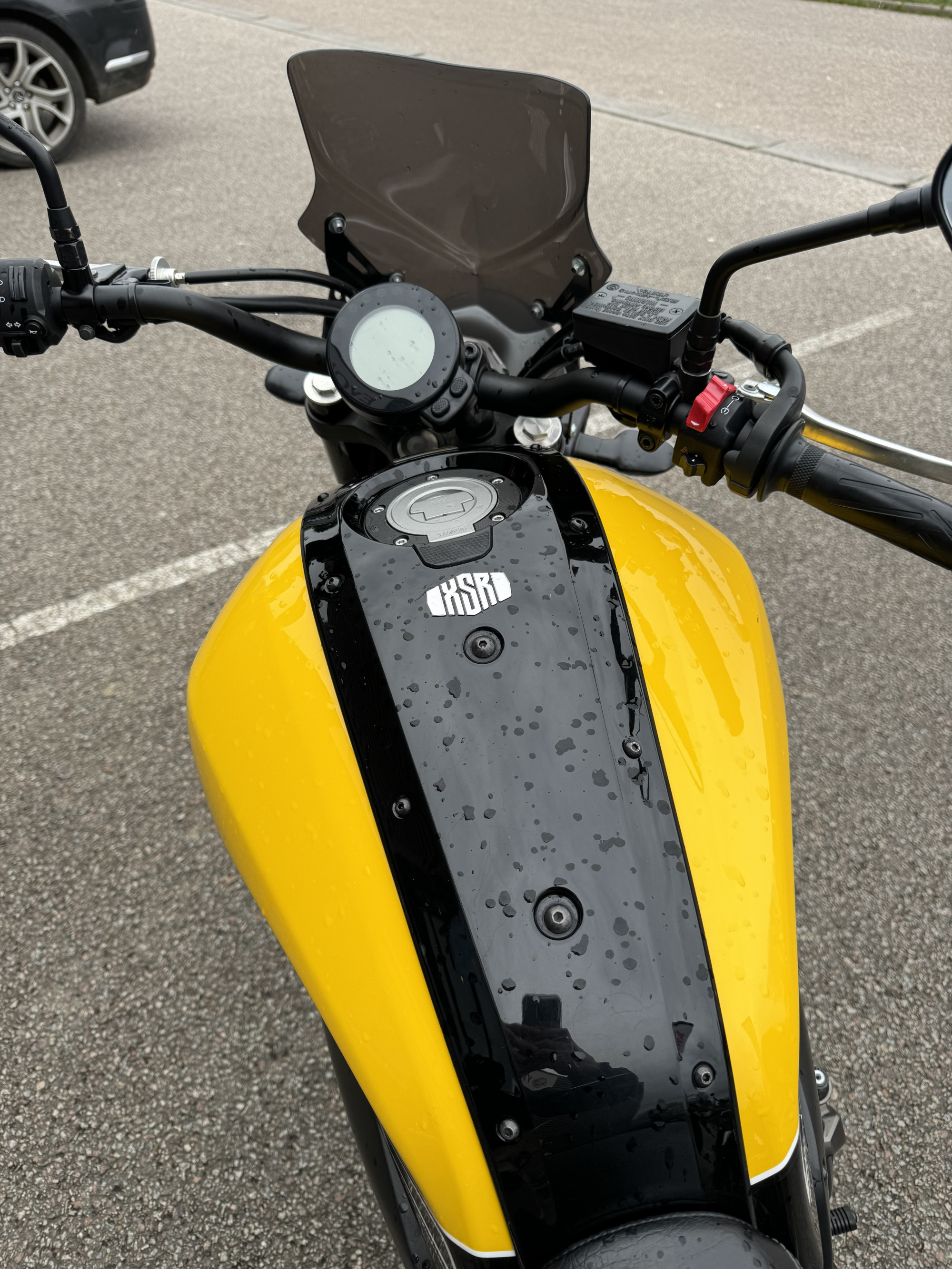 photo de YAMAHA XSR 700 700 occasion de couleur  en vente à Feytiat n°2