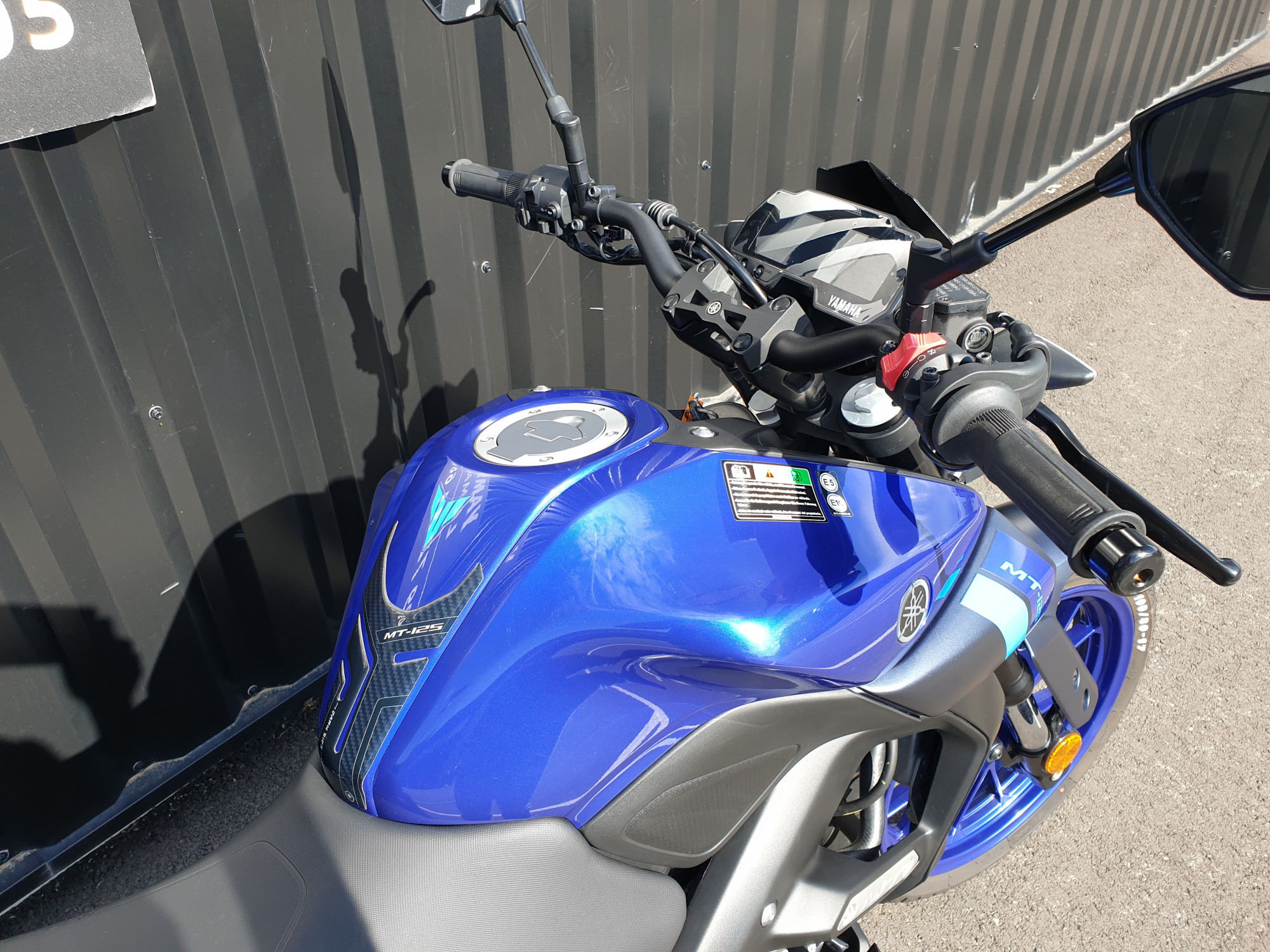 photo de YAMAHA MT-125 ABS 125 occasion de couleur  en vente à Ruaudin n°3