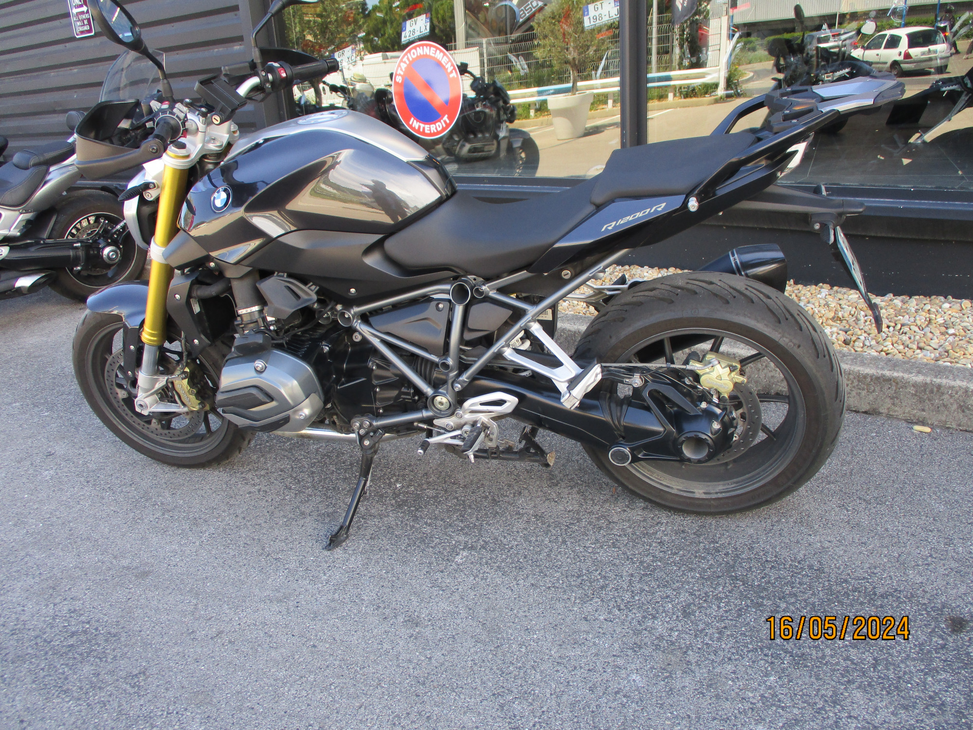 photo de BMW R 1200 1200 occasion de couleur  en vente à Montpellier n°2