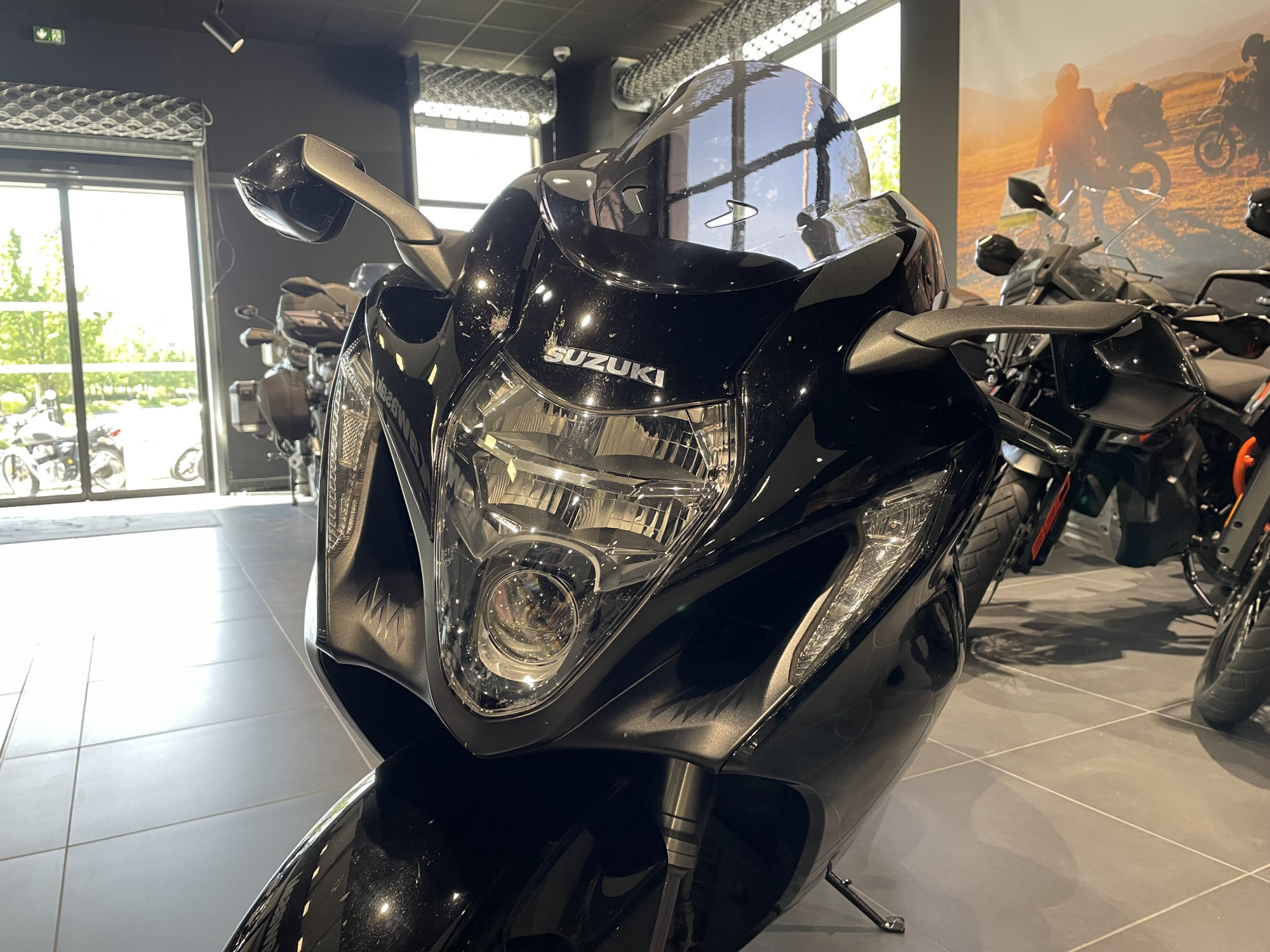 photo de SUZUKI GSX-R 1300 HAYABUSA 1300 occasion de couleur  en vente   Ploeren