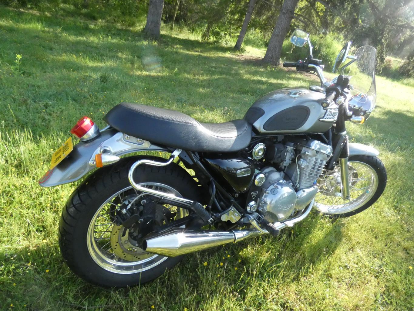 photo de TRIUMPH THUNDERBIRD 900 occasion de couleur  en vente à Pressigny Les Pins n°2