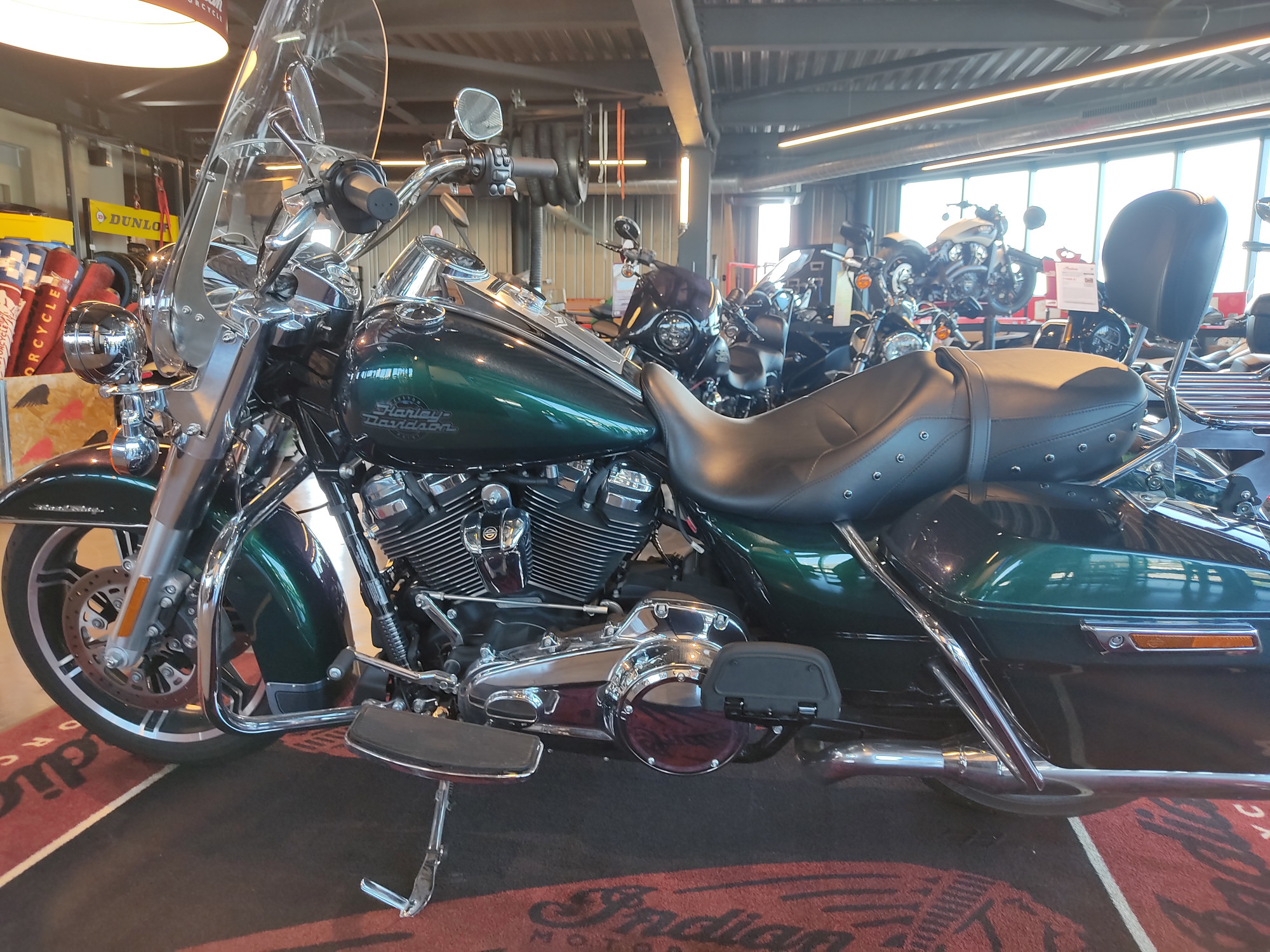 photo de HARLEY DAVIDSON TOURING ROAD KING 1745 CLASSIC 1745 occasion de couleur  en vente à Perpignan n°2