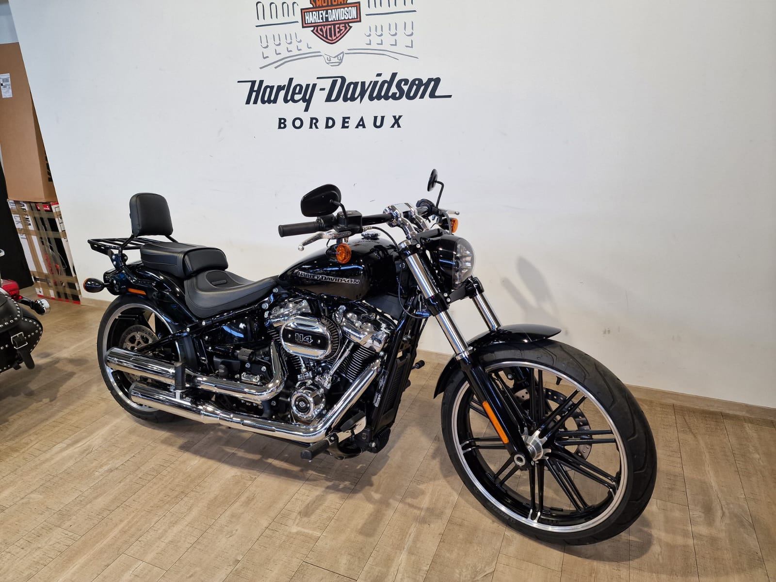 photo de HARLEY DAVIDSON SOFTAIL BREAKOUT 1868 1868 occasion de couleur  en vente à Begles n°3