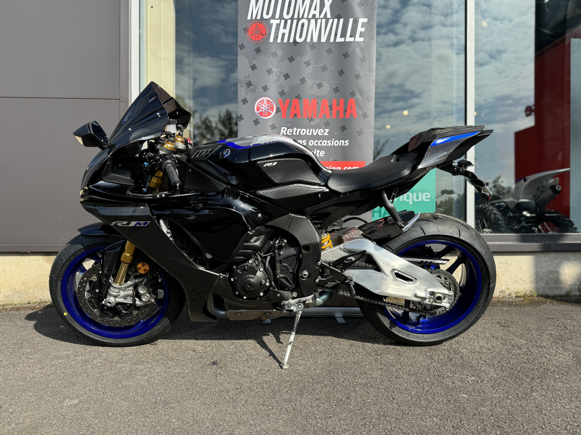 photo de YAMAHA YZF 1000 R1 M 1000 occasion de couleur  en vente à Thionville n°3