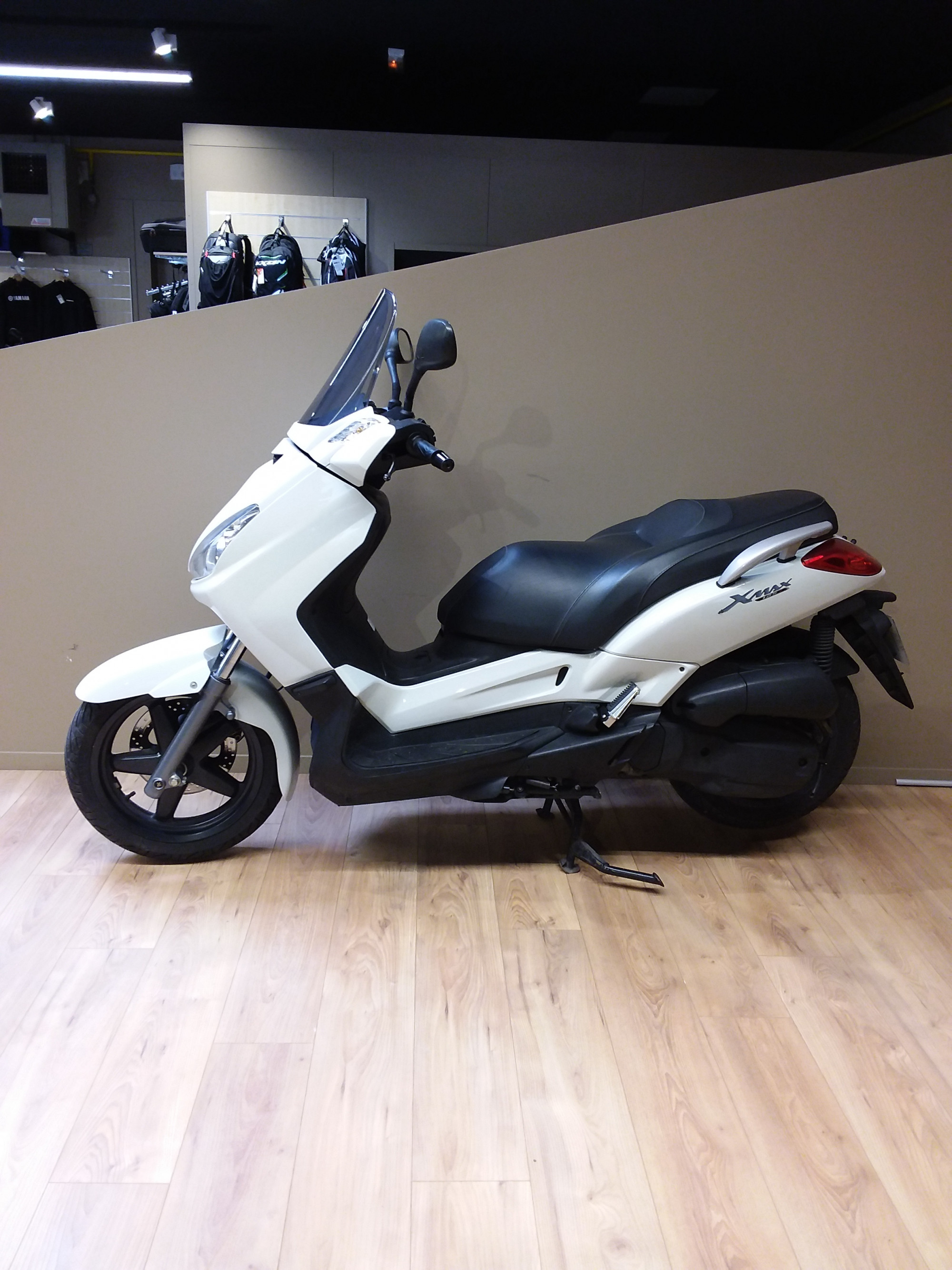 photo de YAMAHA X-MAX 125 occasion de couleur  en vente à Quevert n°2