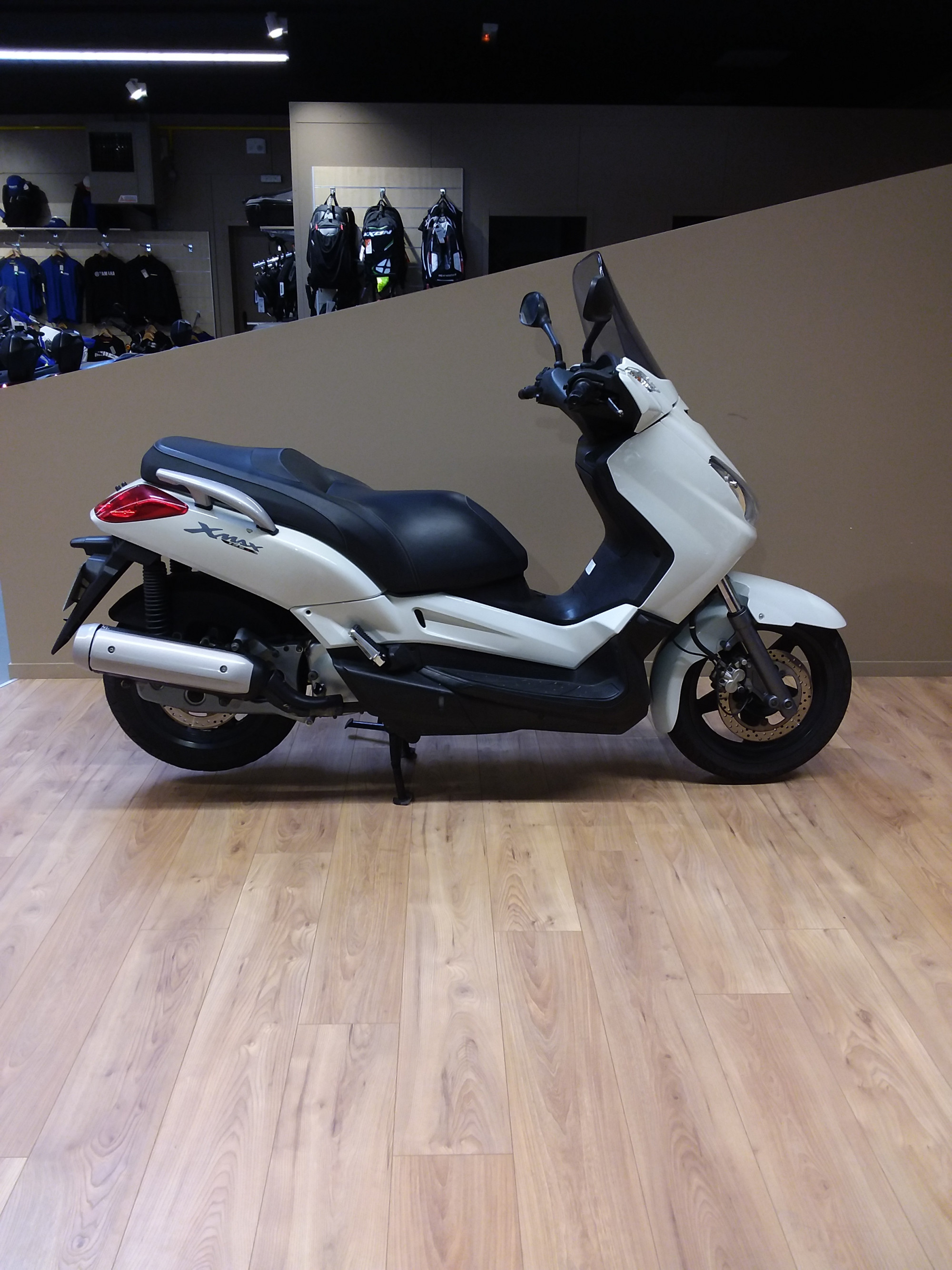 photo de YAMAHA X-MAX 125 occasion de couleur  en vente à Quevert n°3