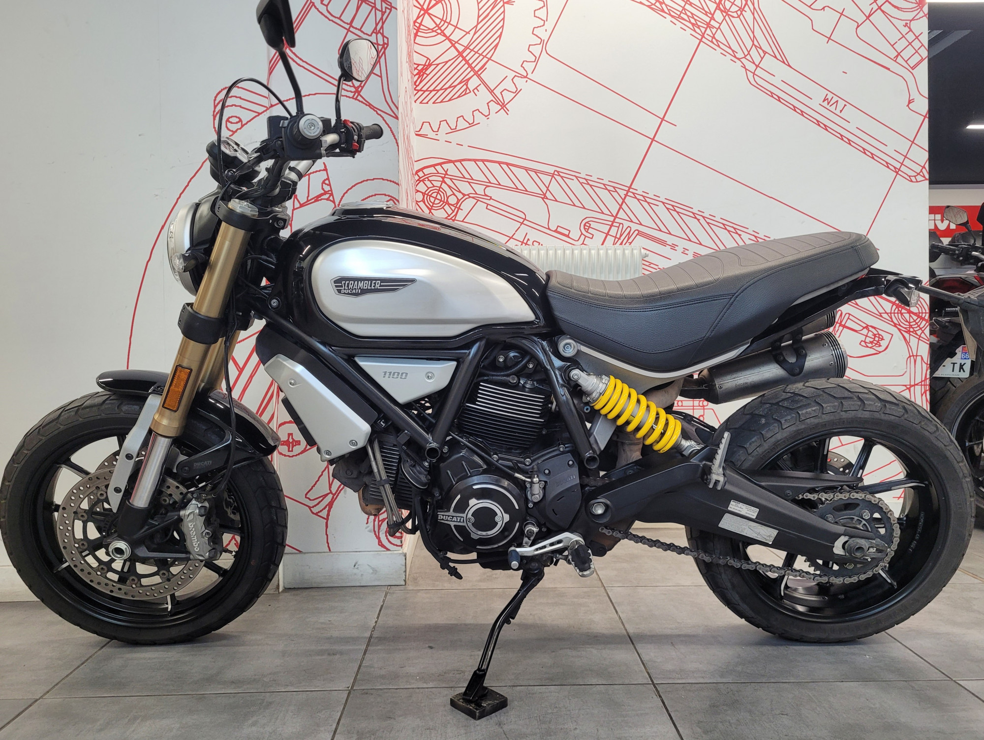 photo de DUCATI SCRAMBLER 1100 1100 occasion de couleur  en vente à Paris 12 n°3