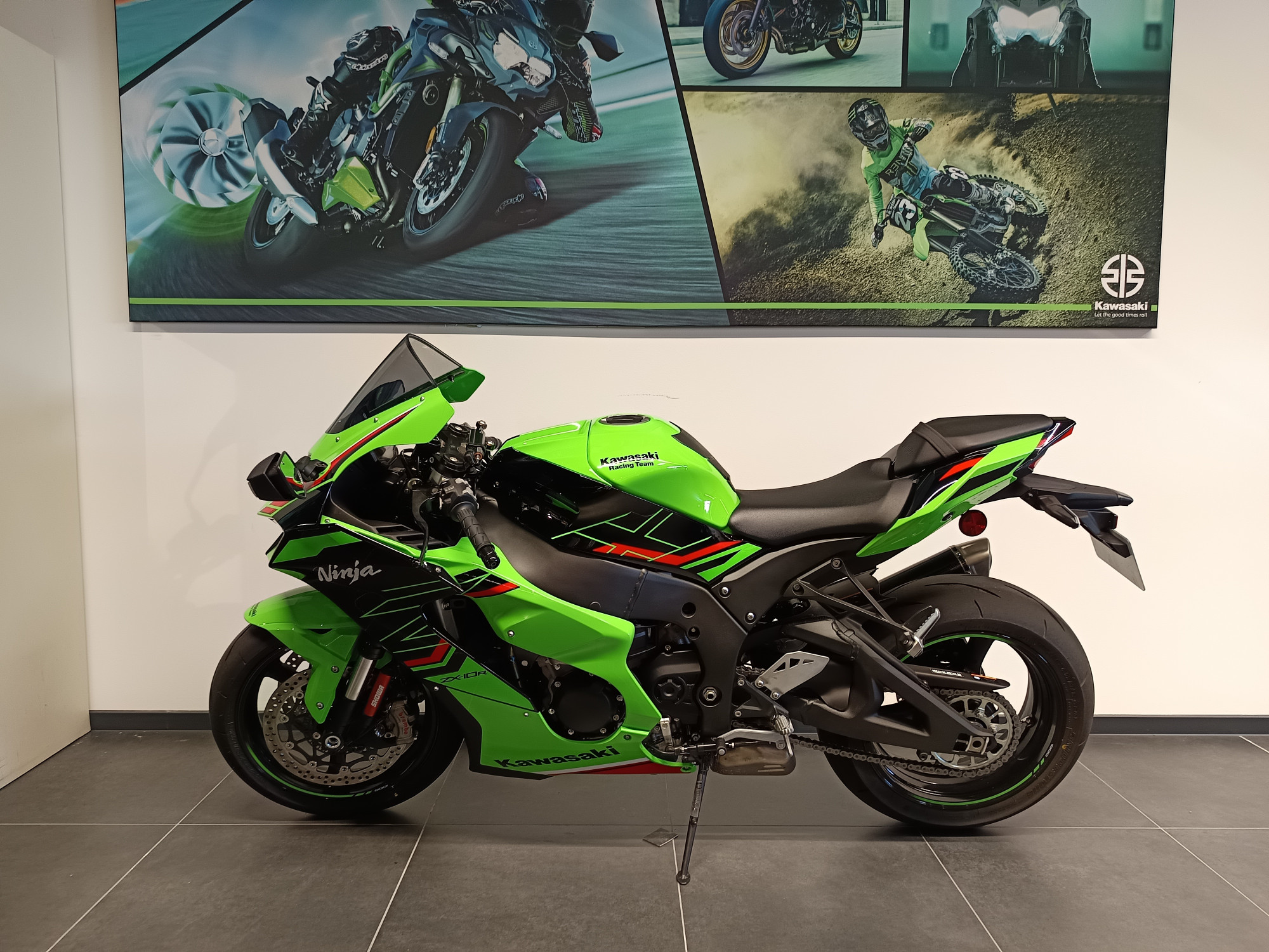 photo de KAWASAKI ZX-10R 998 occasion de couleur  en vente à Cabestany n°2