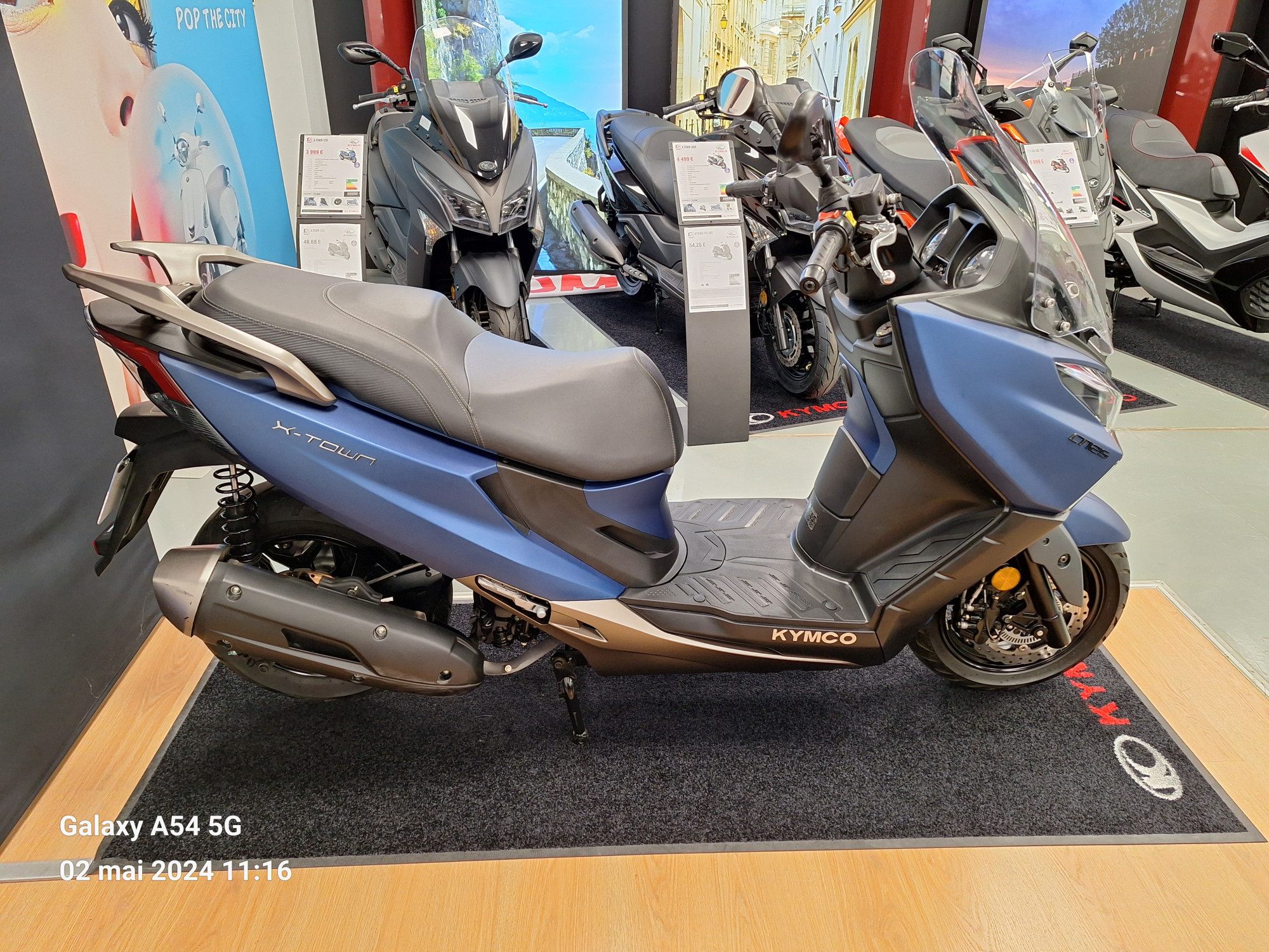 photo de KYMCO X.TOWN CITY 125 125 occasion de couleur  en vente à Pontault Combault n°3