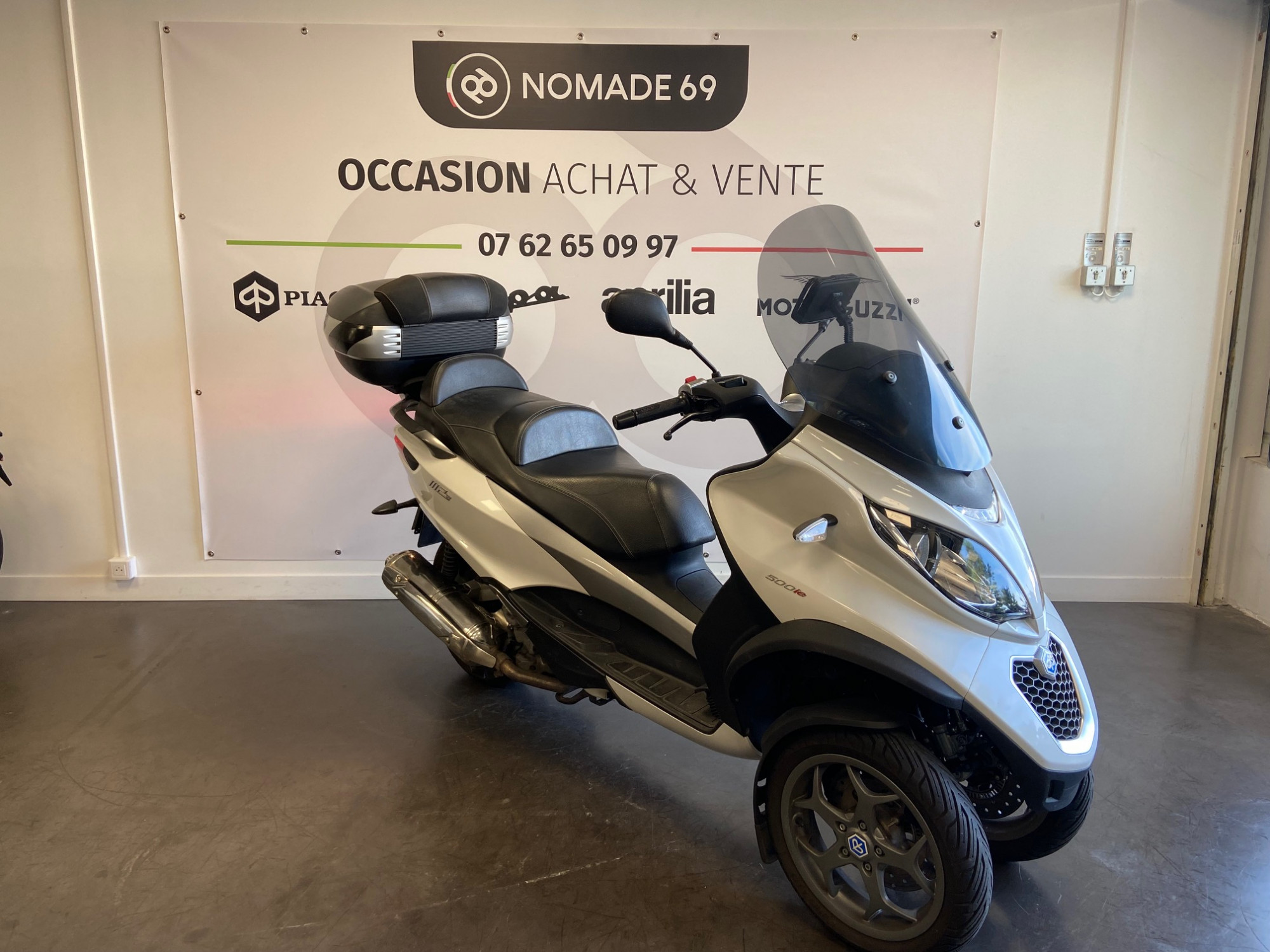 photo de PIAGGIO MP3 500 ABS-ASR 500 occasion de couleur  en vente à Brignais n°1