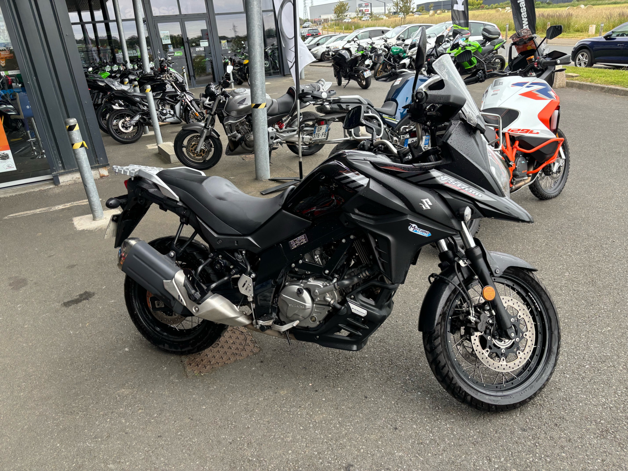 photo de SUZUKI DL 650 V-STROM XT 650 occasion de couleur  en vente à Tregueux n°2