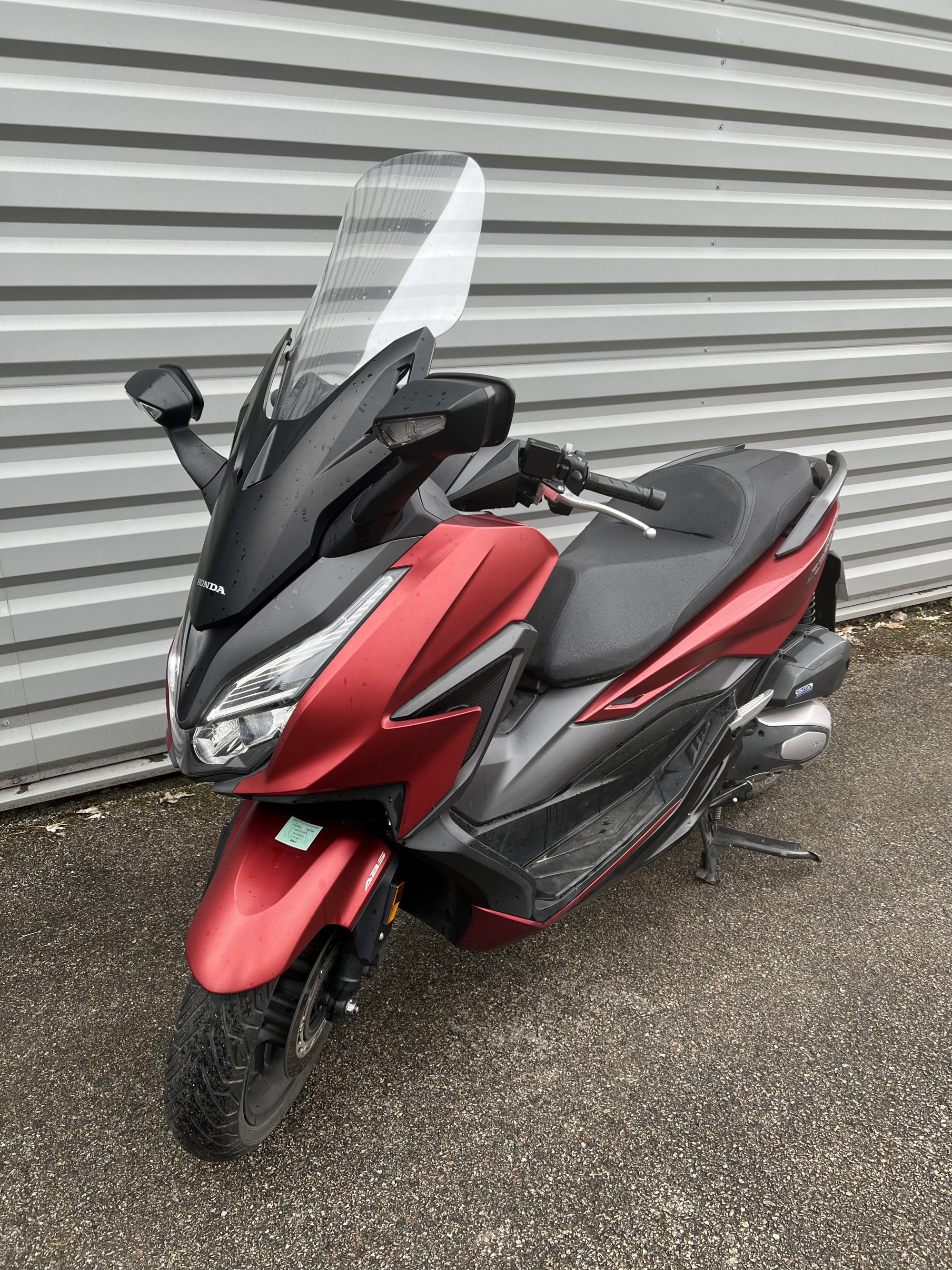 photo de HONDA NSS FORZA 125 125 occasion de couleur  en vente à Feytiat n°2