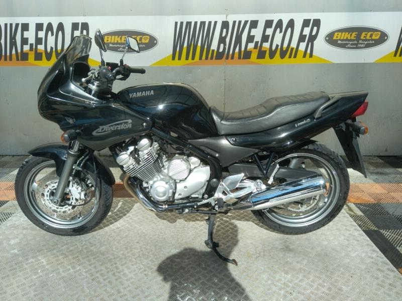 photo de YAMAHA XJ6 (47.5CV) 600 occasion de couleur  en vente à Vitrolles n°2