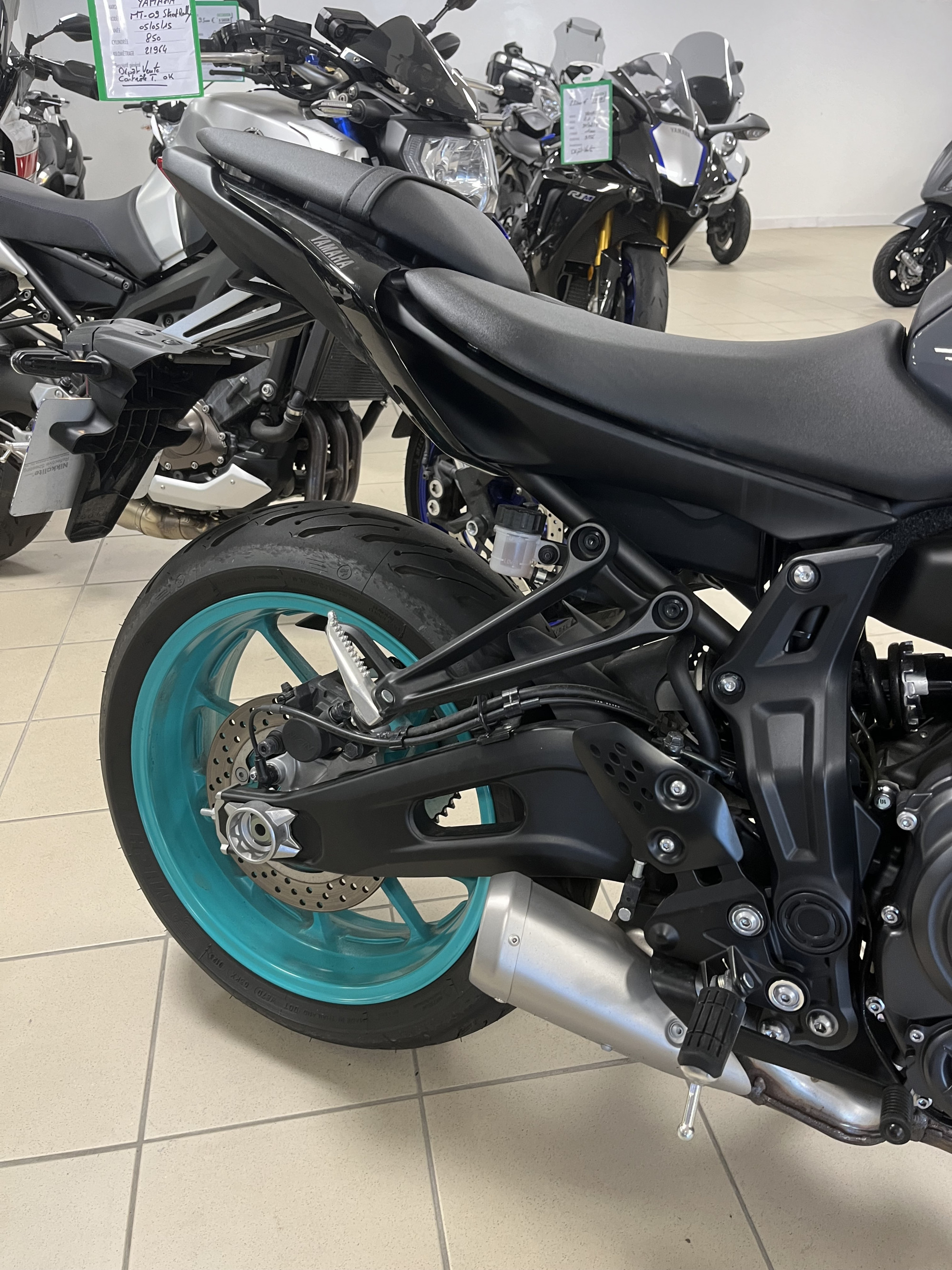 photo de YAMAHA MT-07 (47.5CV) 695 occasion de couleur  en vente à Lanester n°3