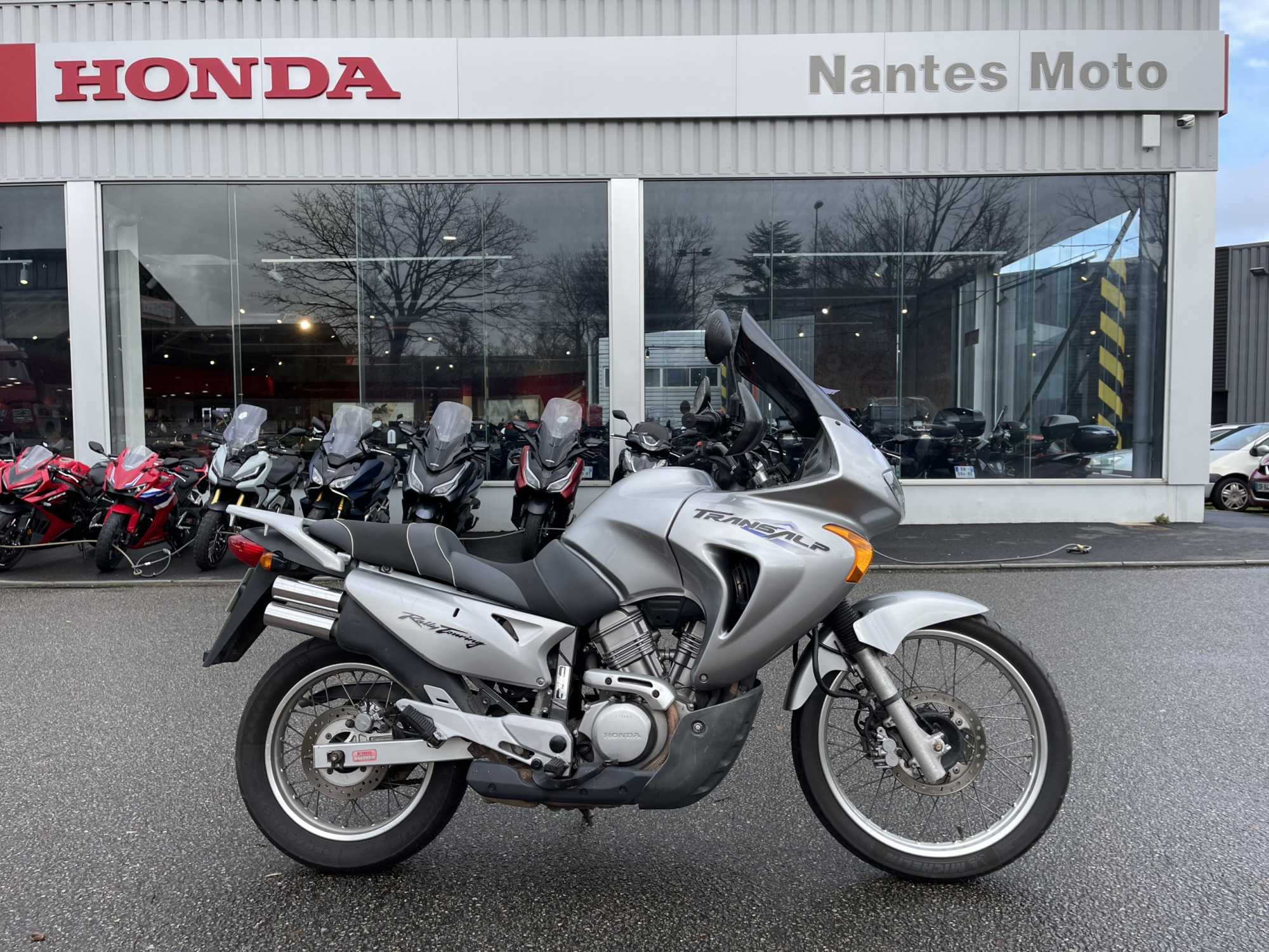 Annonce moto Honda xl650v