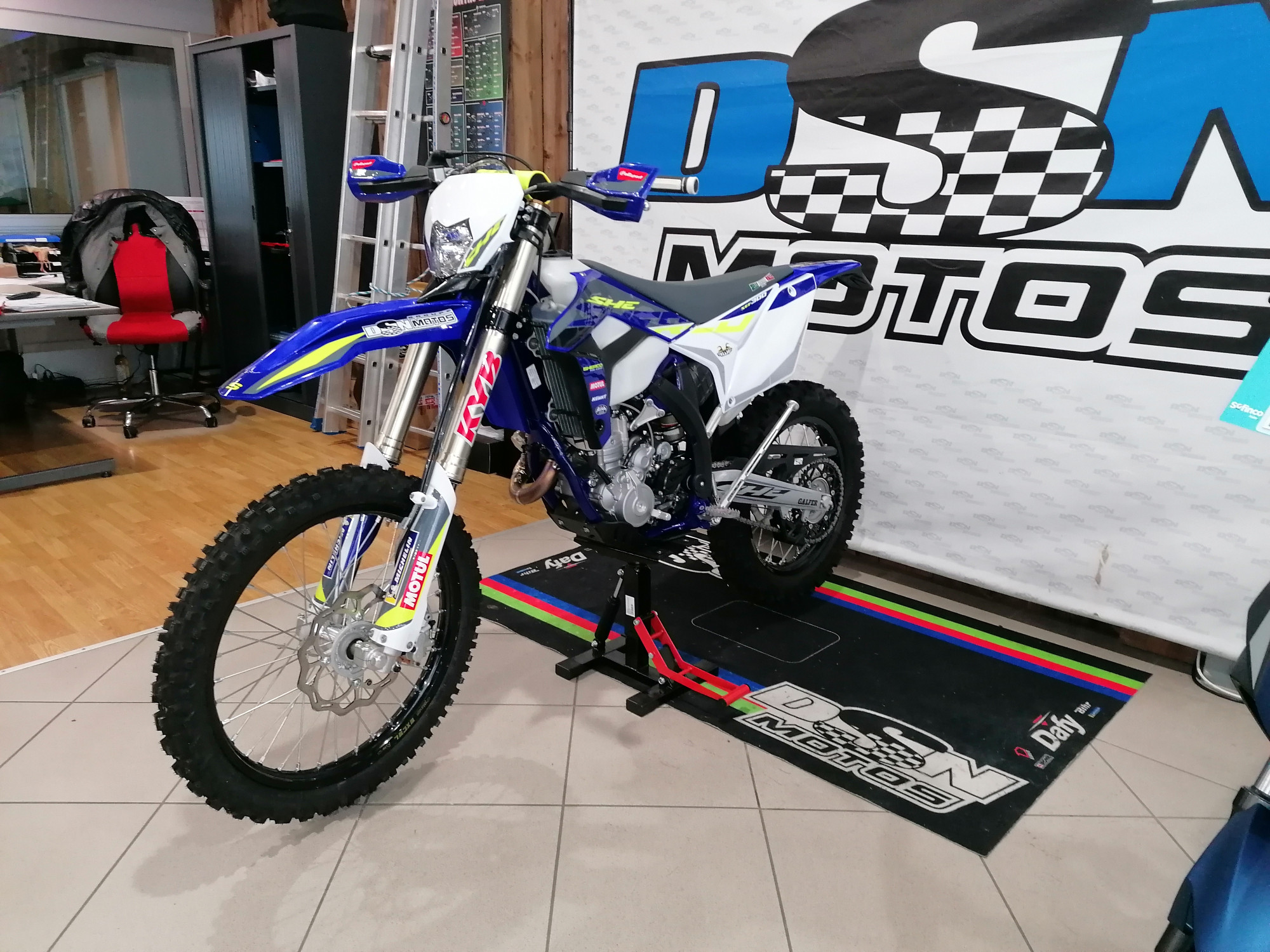 photo de SHERCO SE-F 300 FACTORY 300 occasion de couleur  en vente à Toulenne n°1