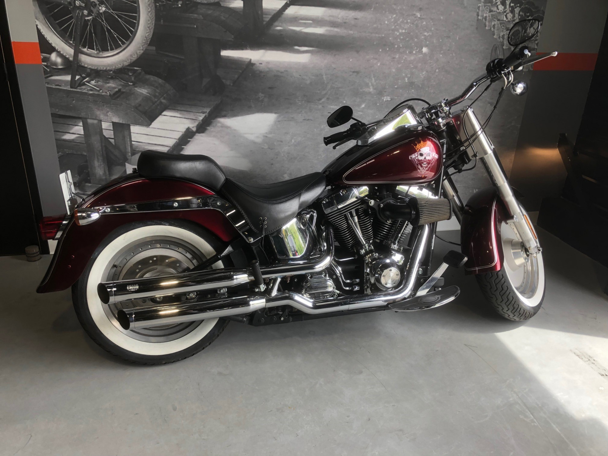 photo de HARLEY DAVIDSON SOFTAIL FAT BOY 1450 1450 occasion de couleur  en vente à St Cyr Sur Loire n°3