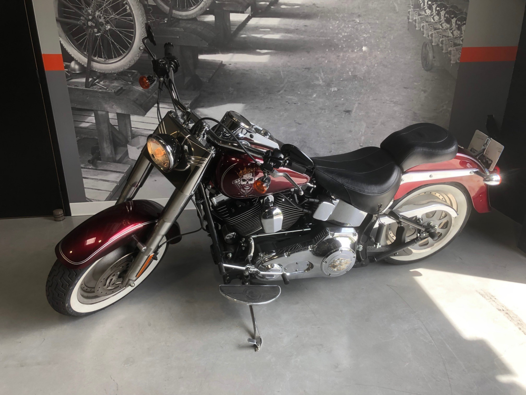 photo de HARLEY DAVIDSON SOFTAIL FAT BOY 1450 1450 occasion de couleur  en vente à St Cyr Sur Loire n°2