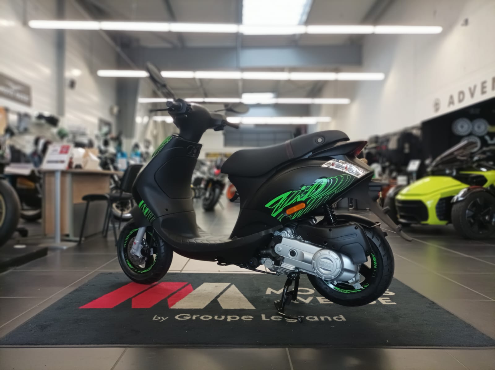 photo de PIAGGIO ZIP S 50 50 occasion de couleur  en vente à Le Mans n°3