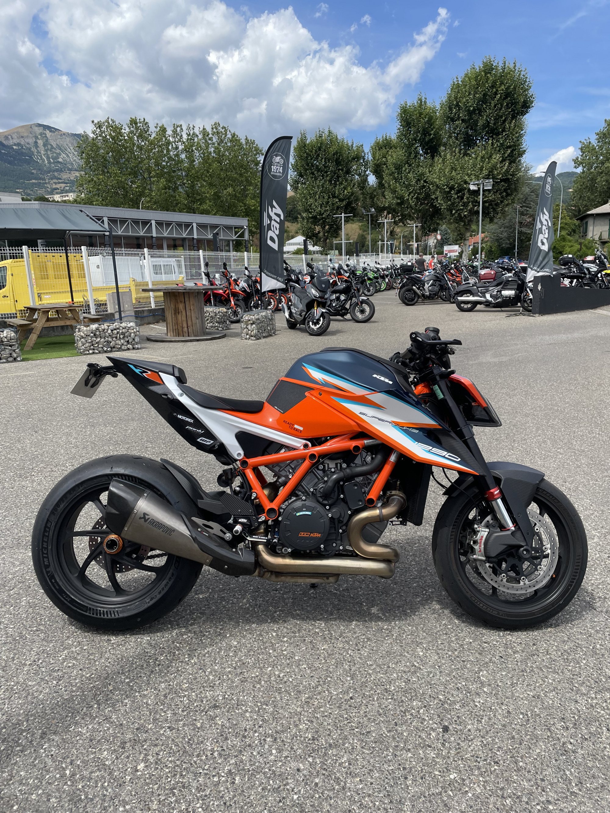 photo de KTM 1290 SUPER DUKE R 1290 occasion de couleur  en vente à Gap n°3