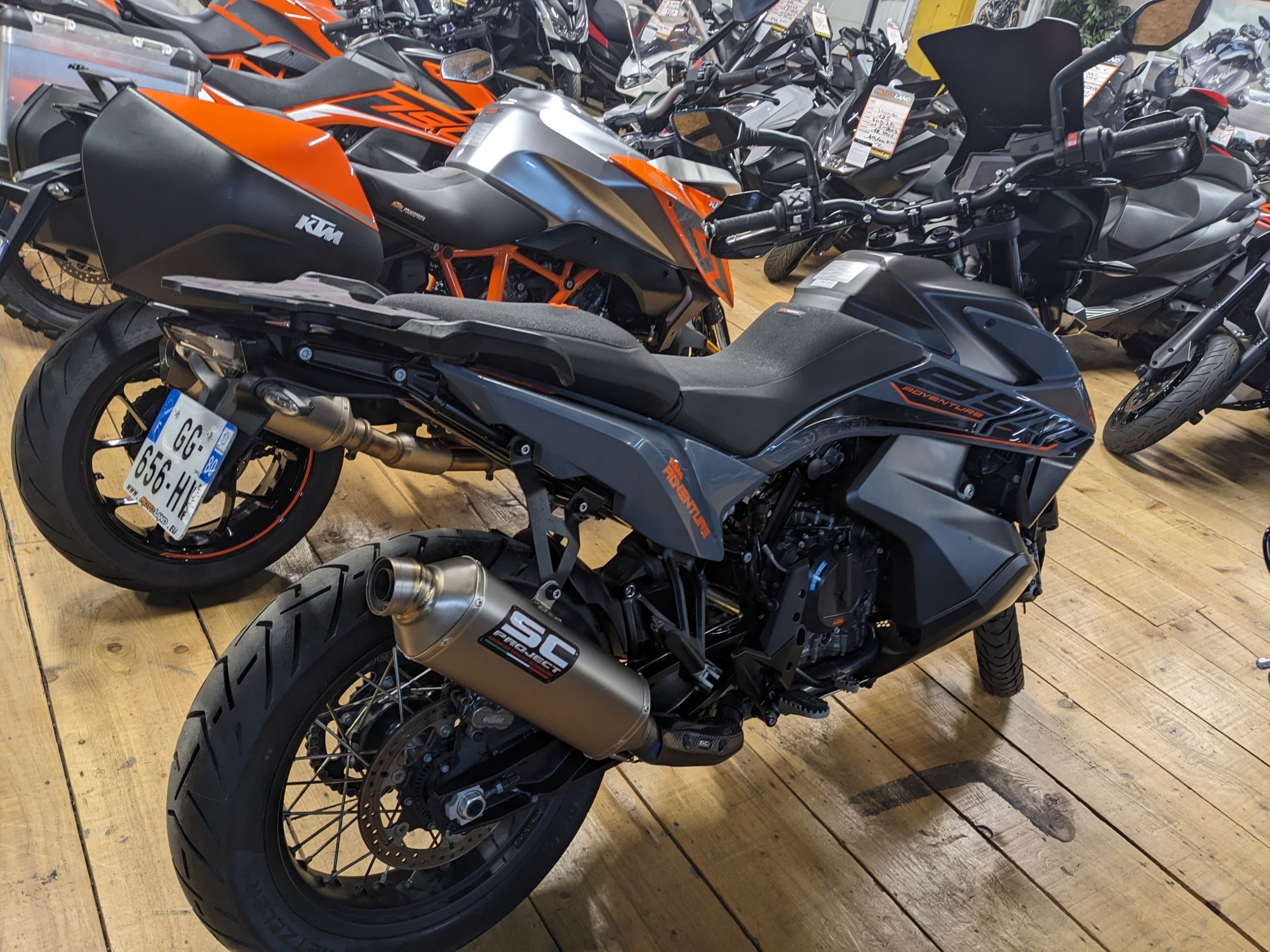 photo de KTM 890 ADVENTURE 890 occasion de couleur  en vente à Rivery n°3