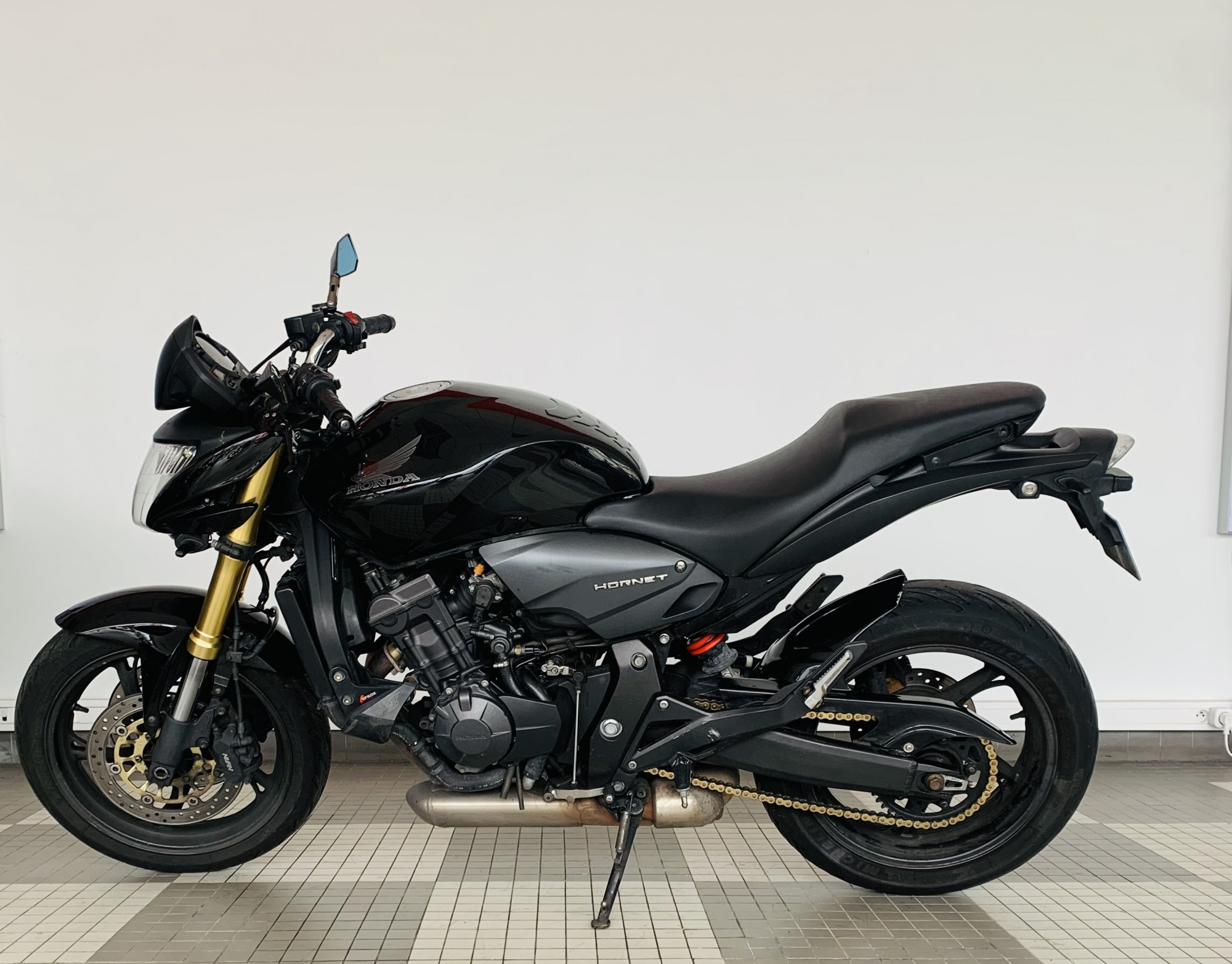 photo de HONDA CB HORNET 600 occasion de couleur  en vente à Melun n°3