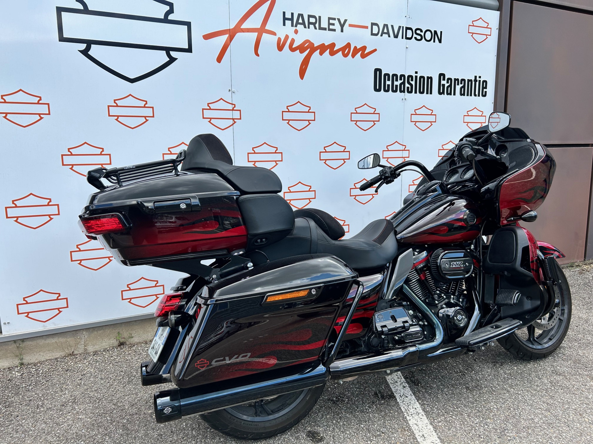 photo de HARLEY DAVIDSON TOURING ROAD GLIDE 1923 CVO 1923 occasion de couleur  en vente à Rochefort Du Gard n°2