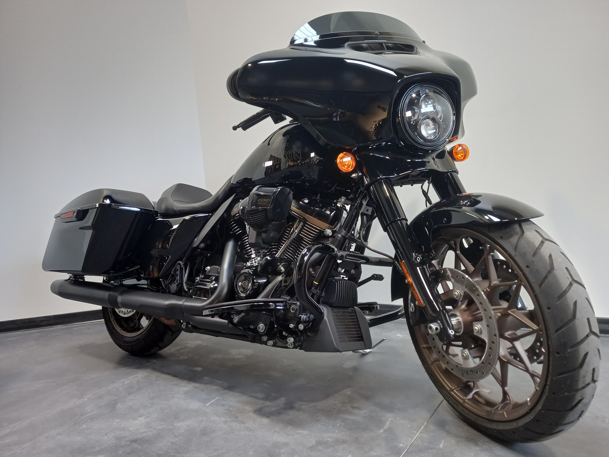 photo de HARLEY DAVIDSON TOURING STREET GLIDE 1923 ST 1923 occasion de couleur  en vente à Boe n°3