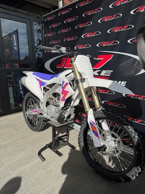 photo de YAMAHA YZ 250 occasion de couleur  en vente à Ste Maxime n°3