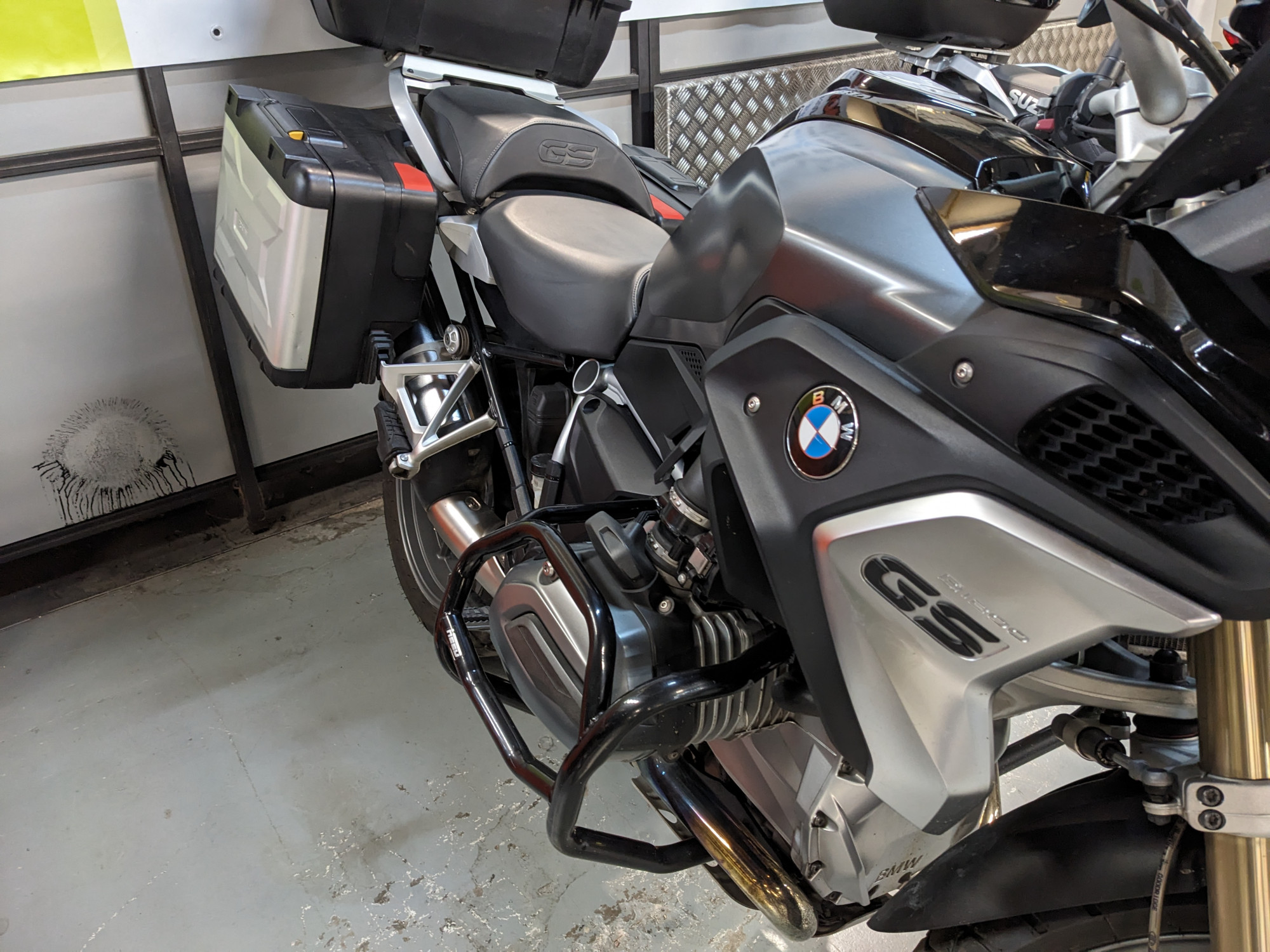 photo de BMW R 1200 1200 occasion de couleur  en vente à Rivery n°1