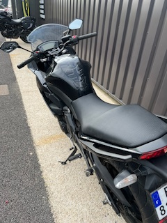 photo de KAWASAKI ER-6 650 occasion de couleur  en vente à Lavau n°3