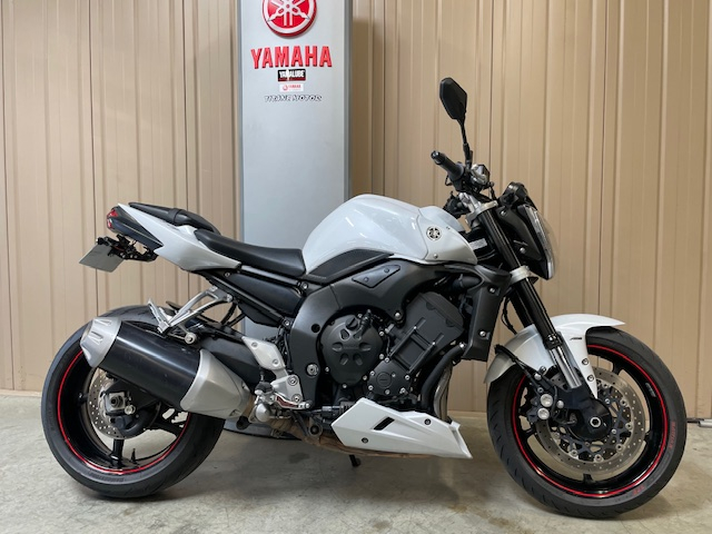 photo de YAMAHA FZ1 FAZER 1000 occasion de couleur  en vente   Gujan Mestras