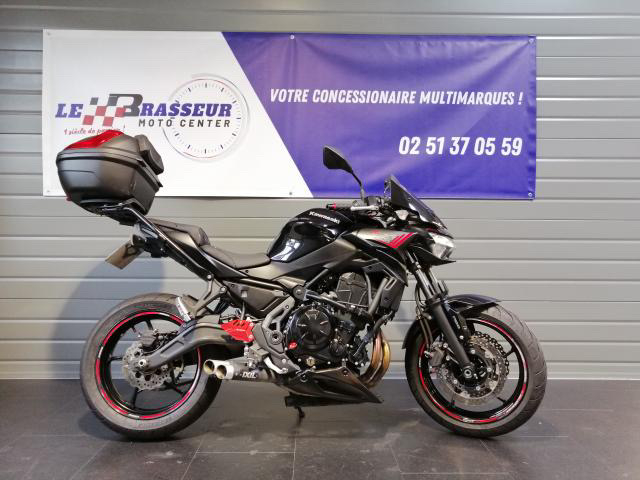 photo de KAWASAKI Z 650 N 650 occasion de couleur  en vente à La Roche Sur Yon n°1