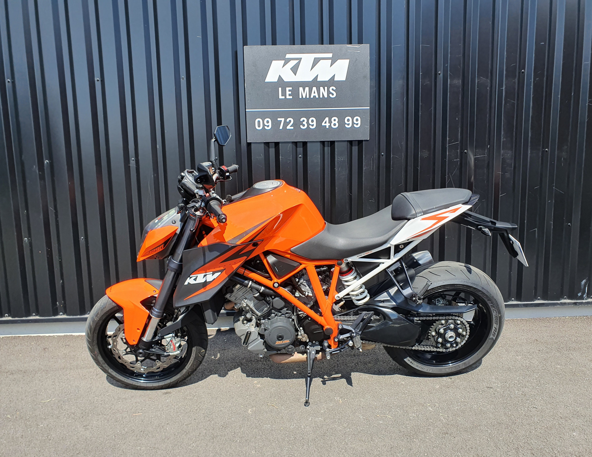 photo de KTM 1290 SUPER DUKE R 1290 occasion de couleur  en vente à Ruaudin n°2