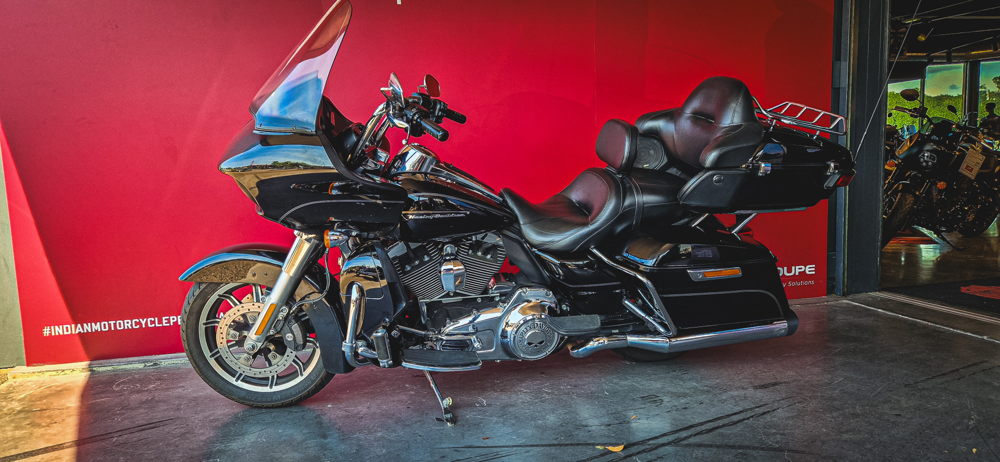 photo de HARLEY DAVIDSON TOURING ROAD GLIDE 1690 ULTRA 1690 occasion de couleur  en vente à Perpignan n°1