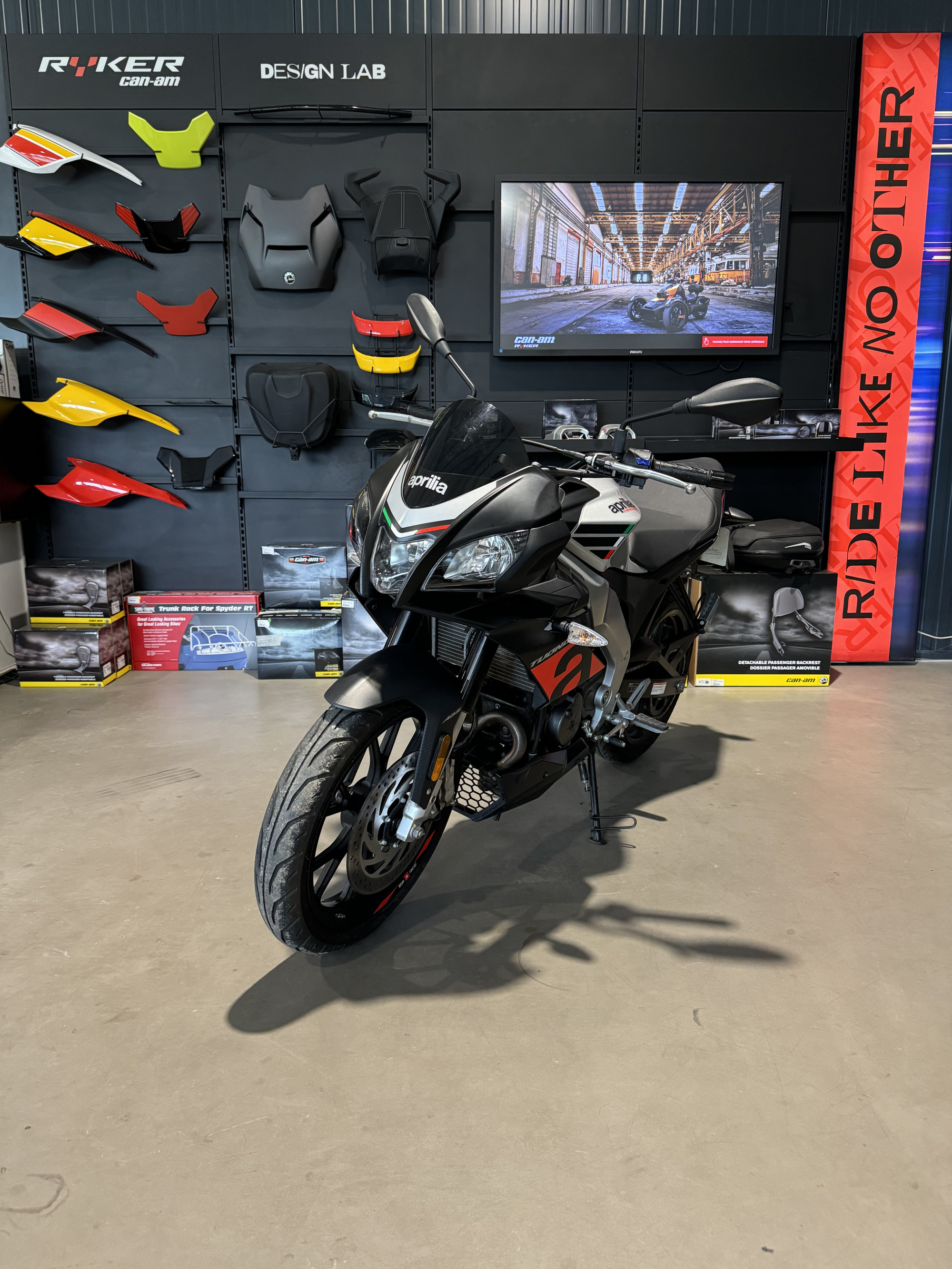 Annonce moto Aprilia TUONO 125 ABS